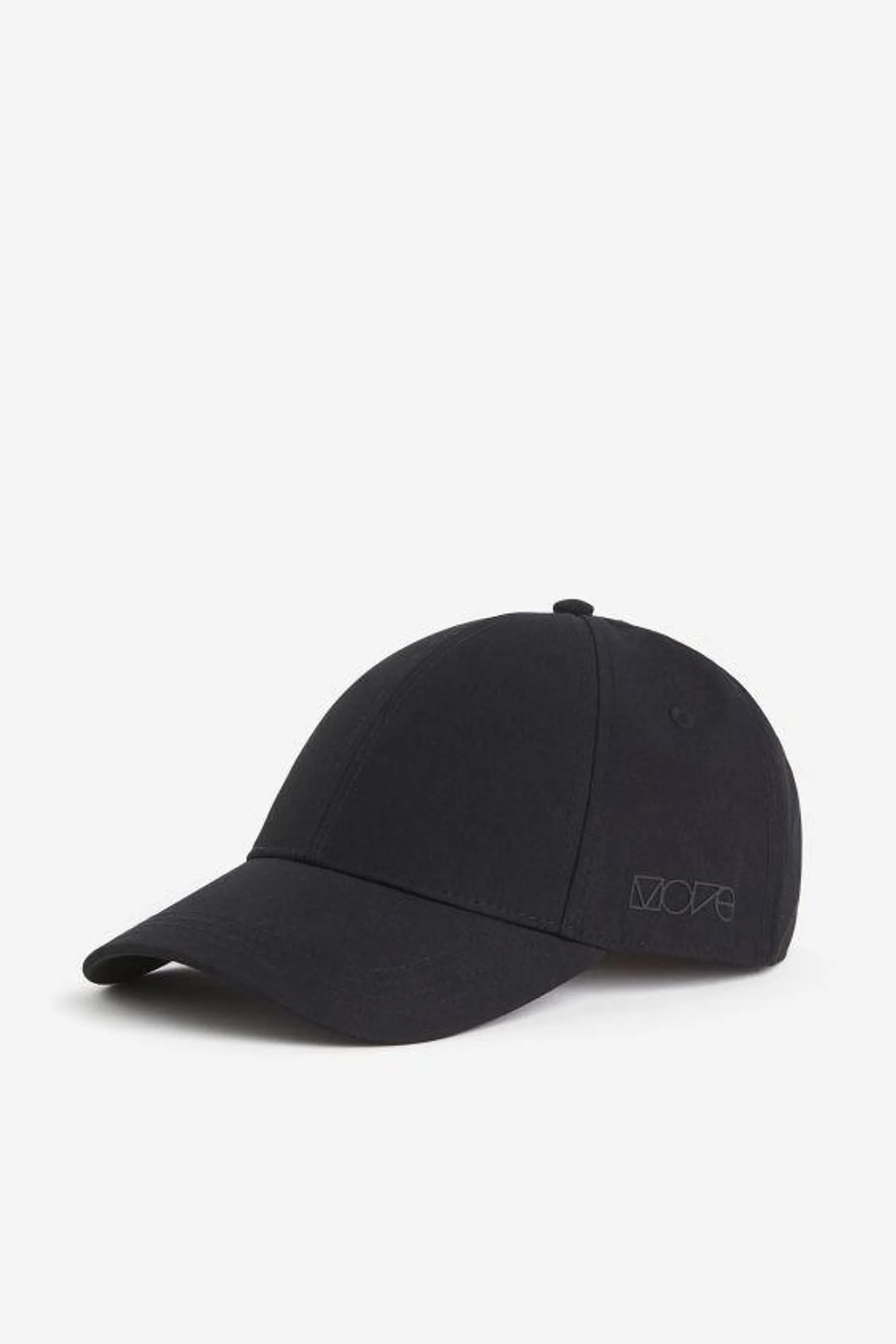 Water-repellent sports cap