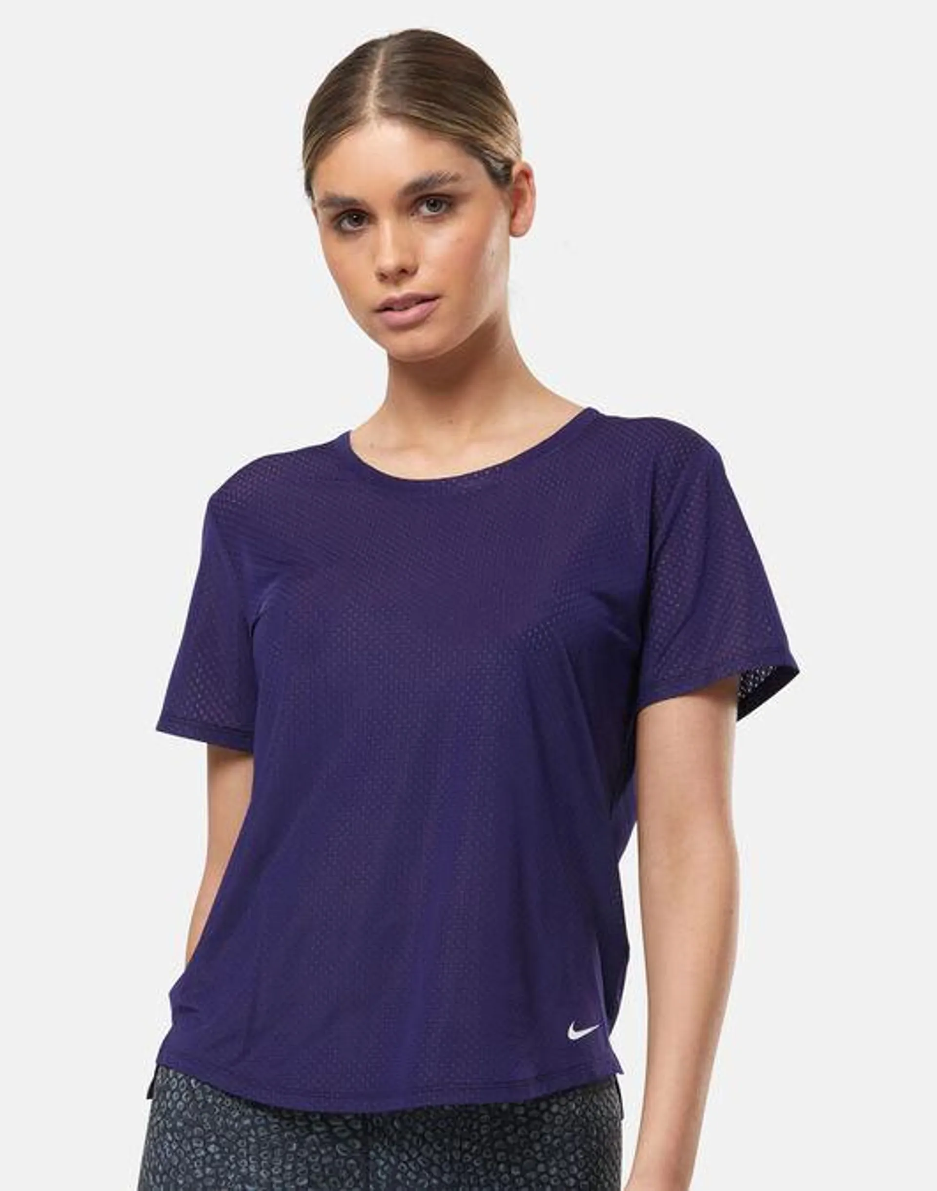 Nike Womens One Breathe T-Shirt