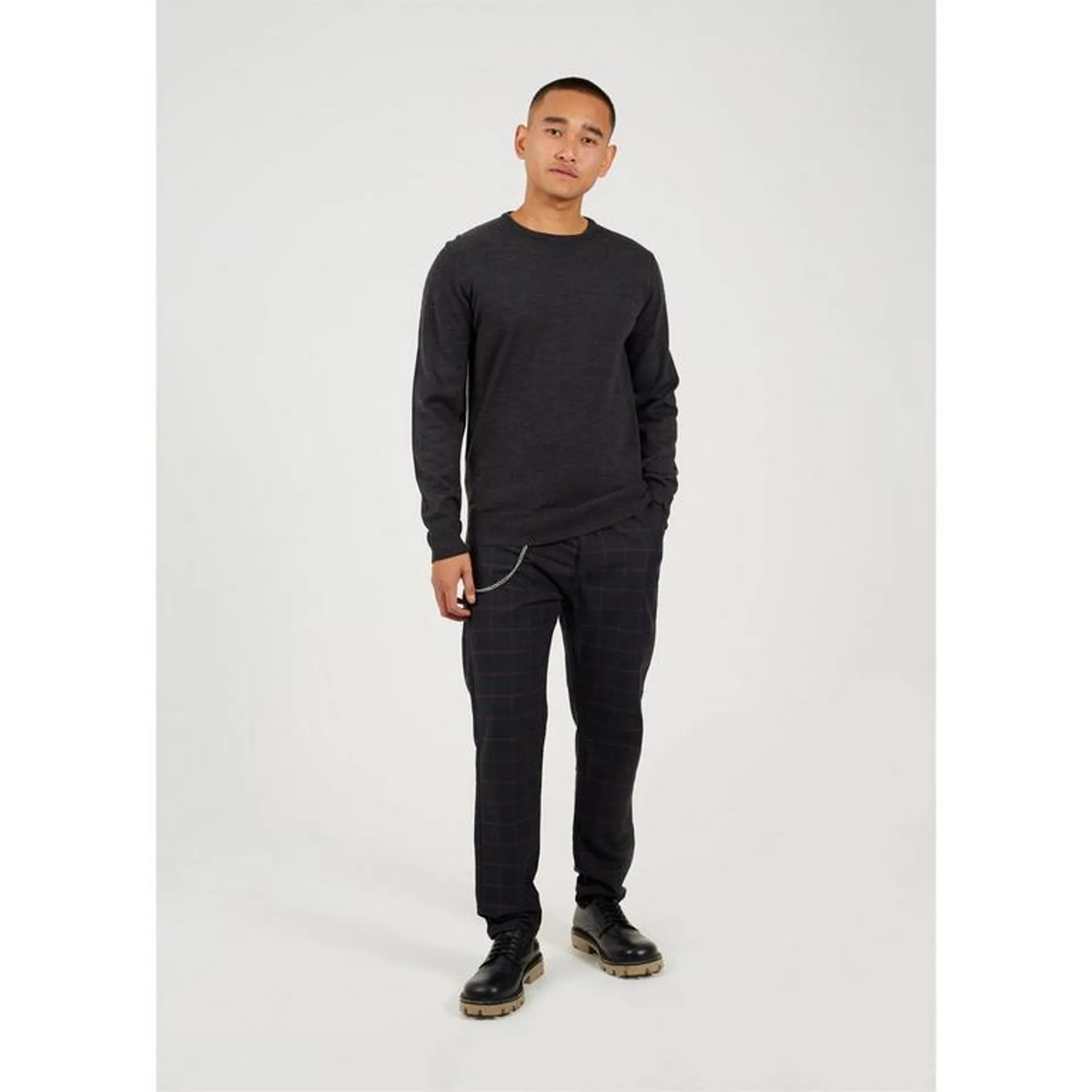 Trouser with Chain
