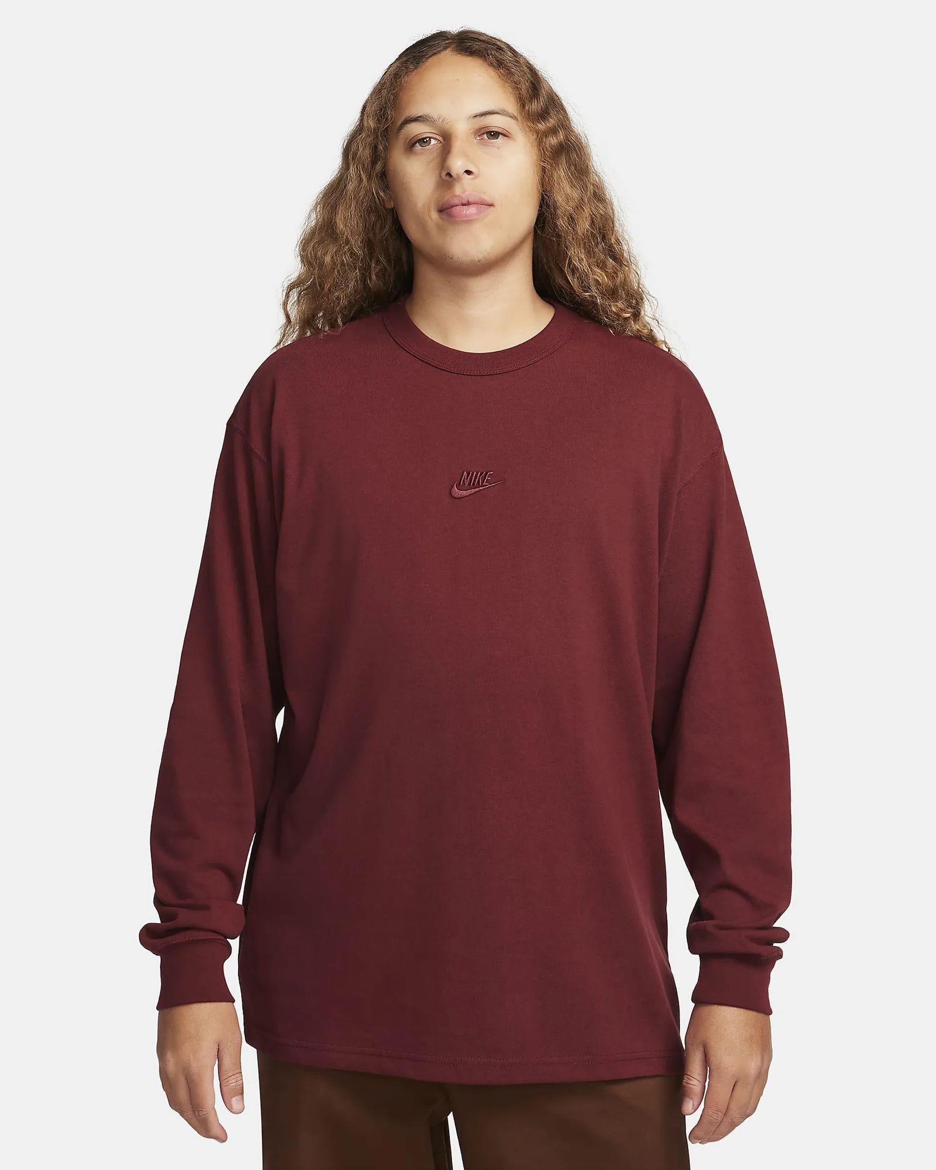 Nike Sportswear Premium Essentials