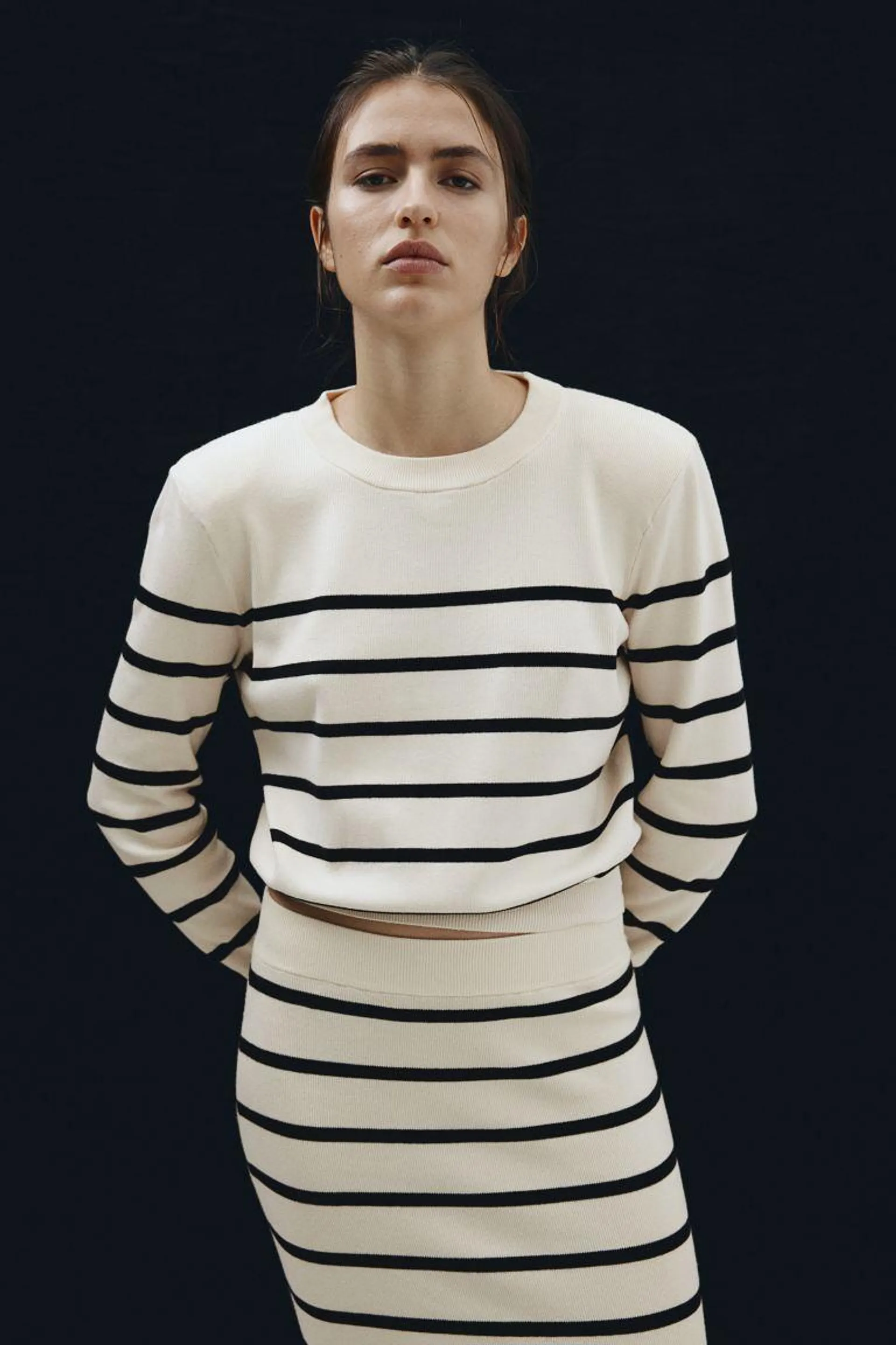 Shoulder-pad jumper