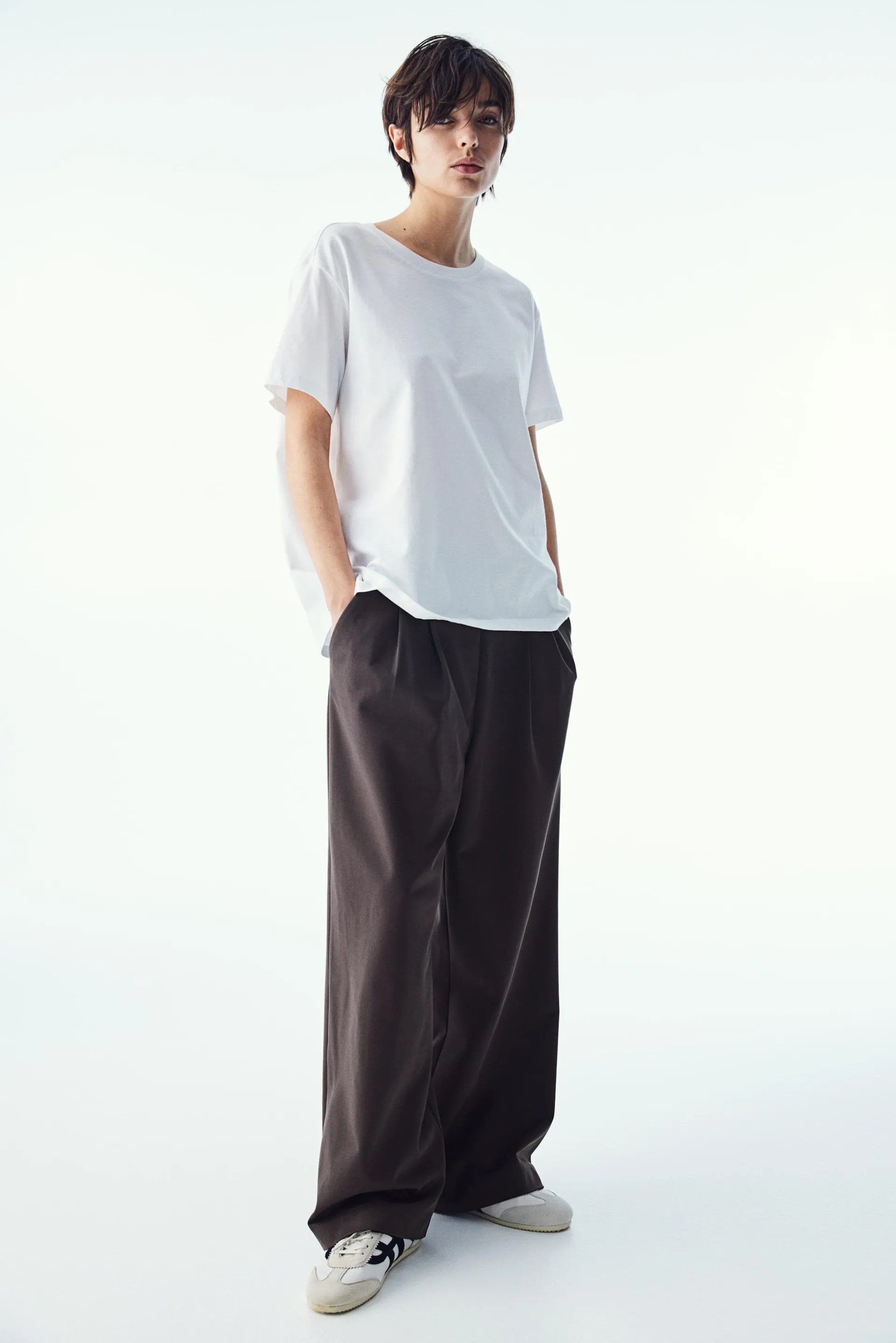 Wide trousers