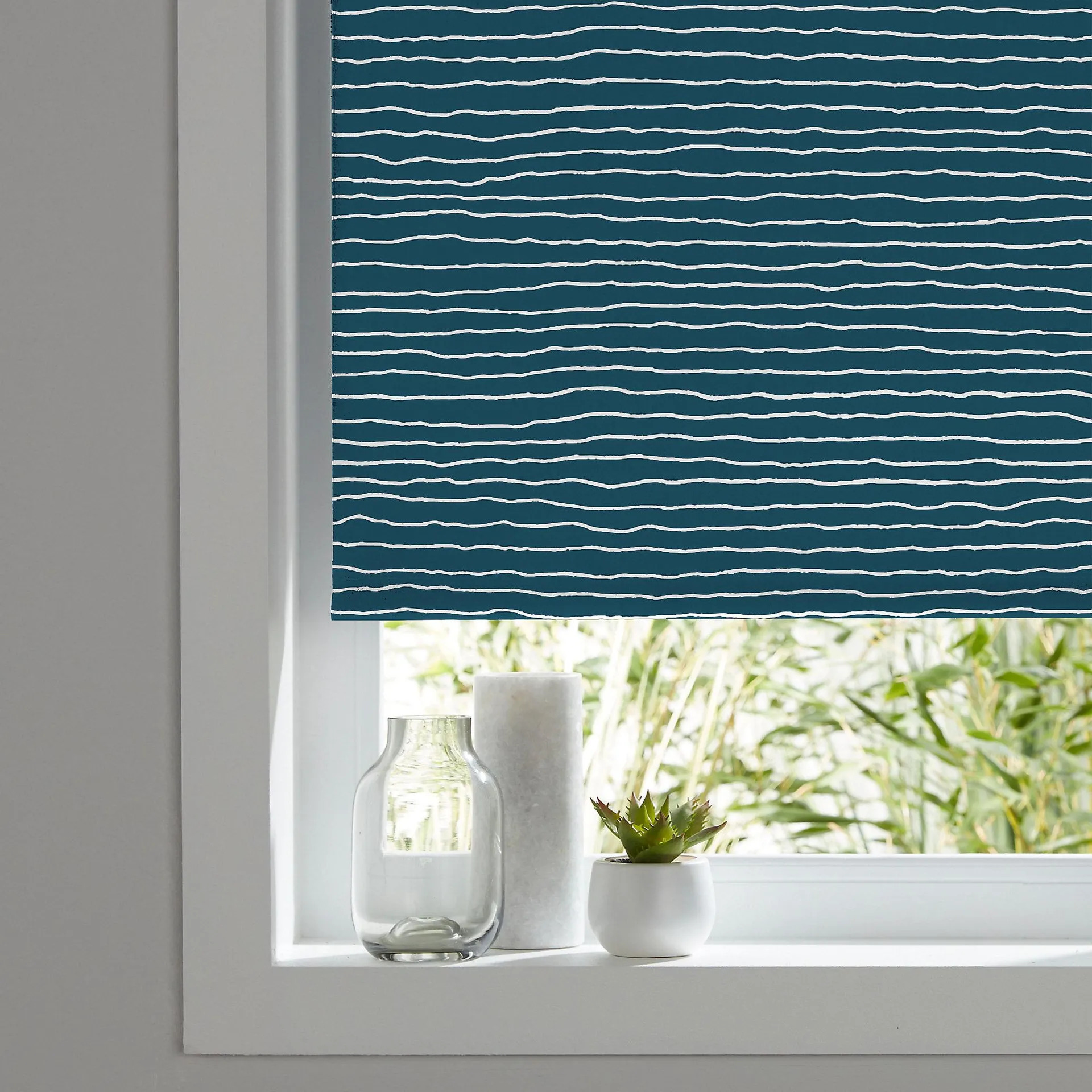 Kitchen & bathroom blinds Corded Stripe print navy Blackout Roller Blind (W)180cm (L)180cm