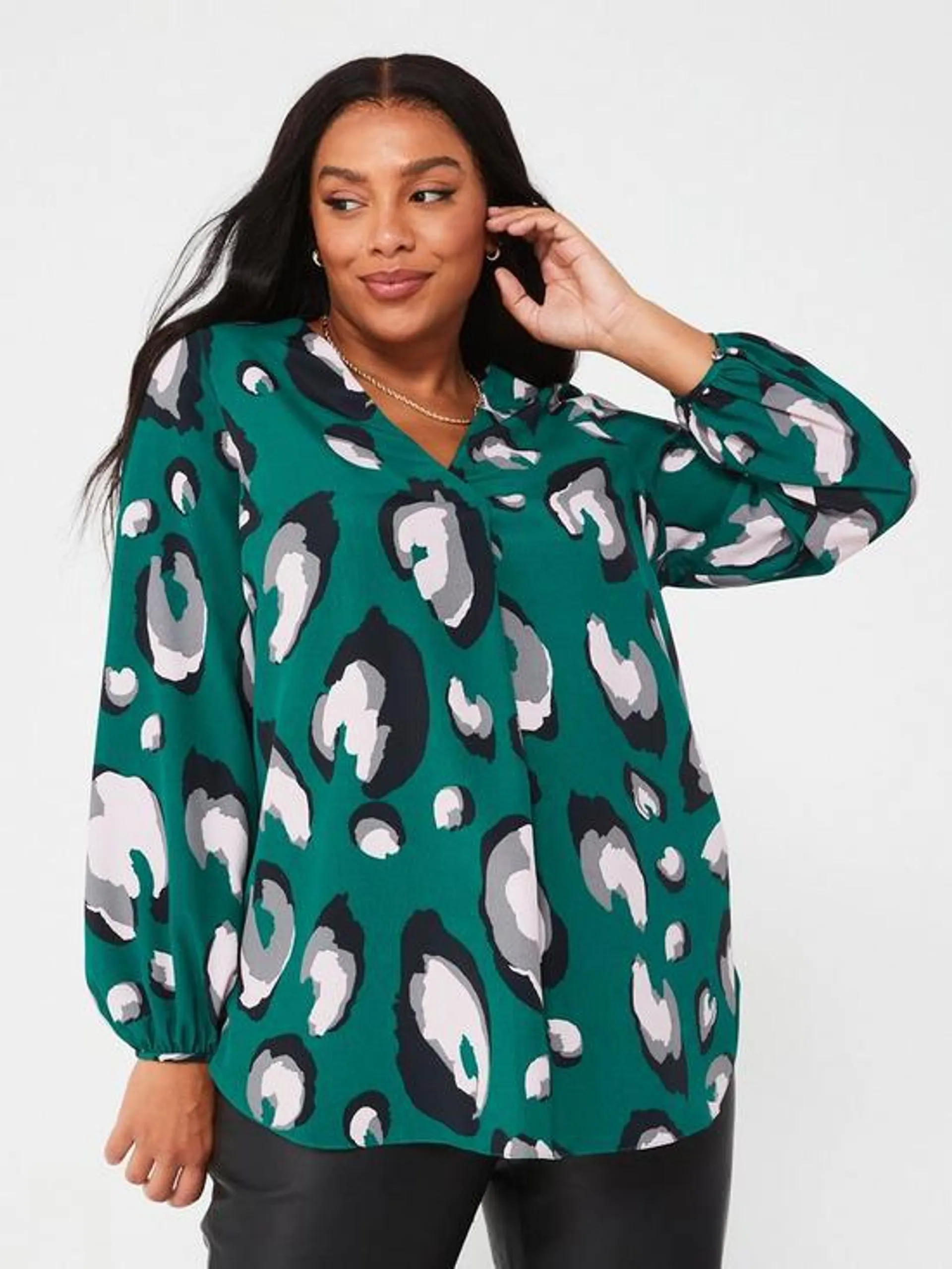 Pleat Front Shirt - Green Leopard