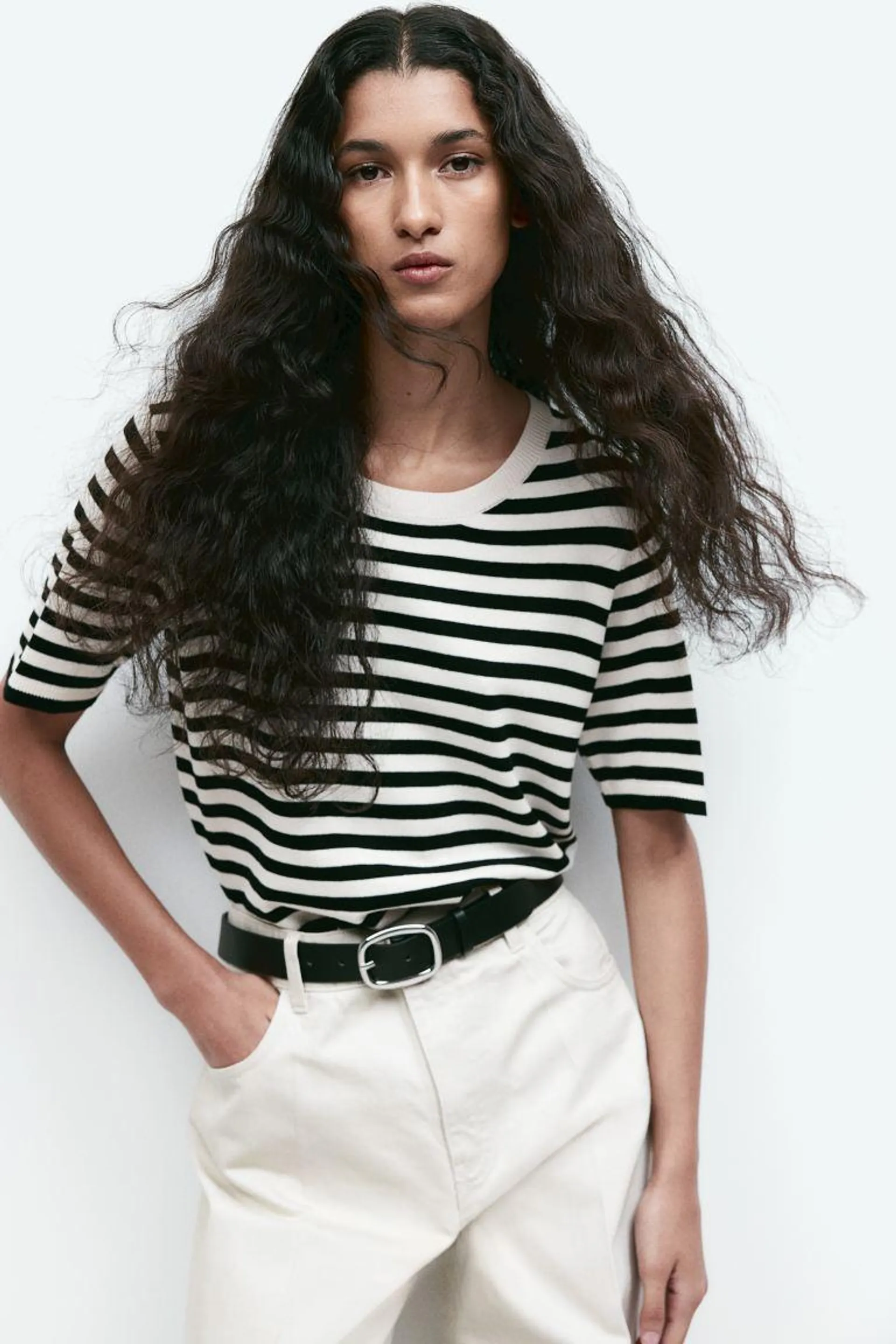 Fine-knit top