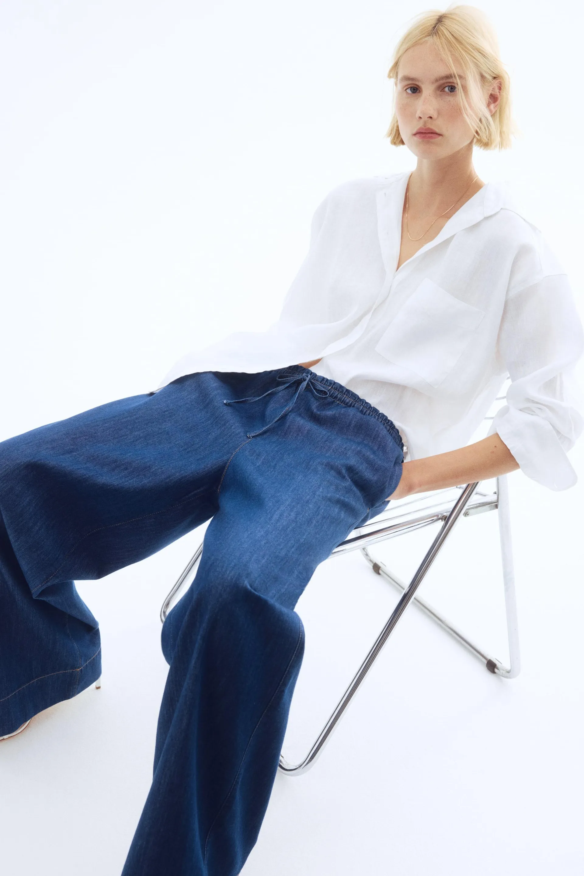 Denim pull-on trousers