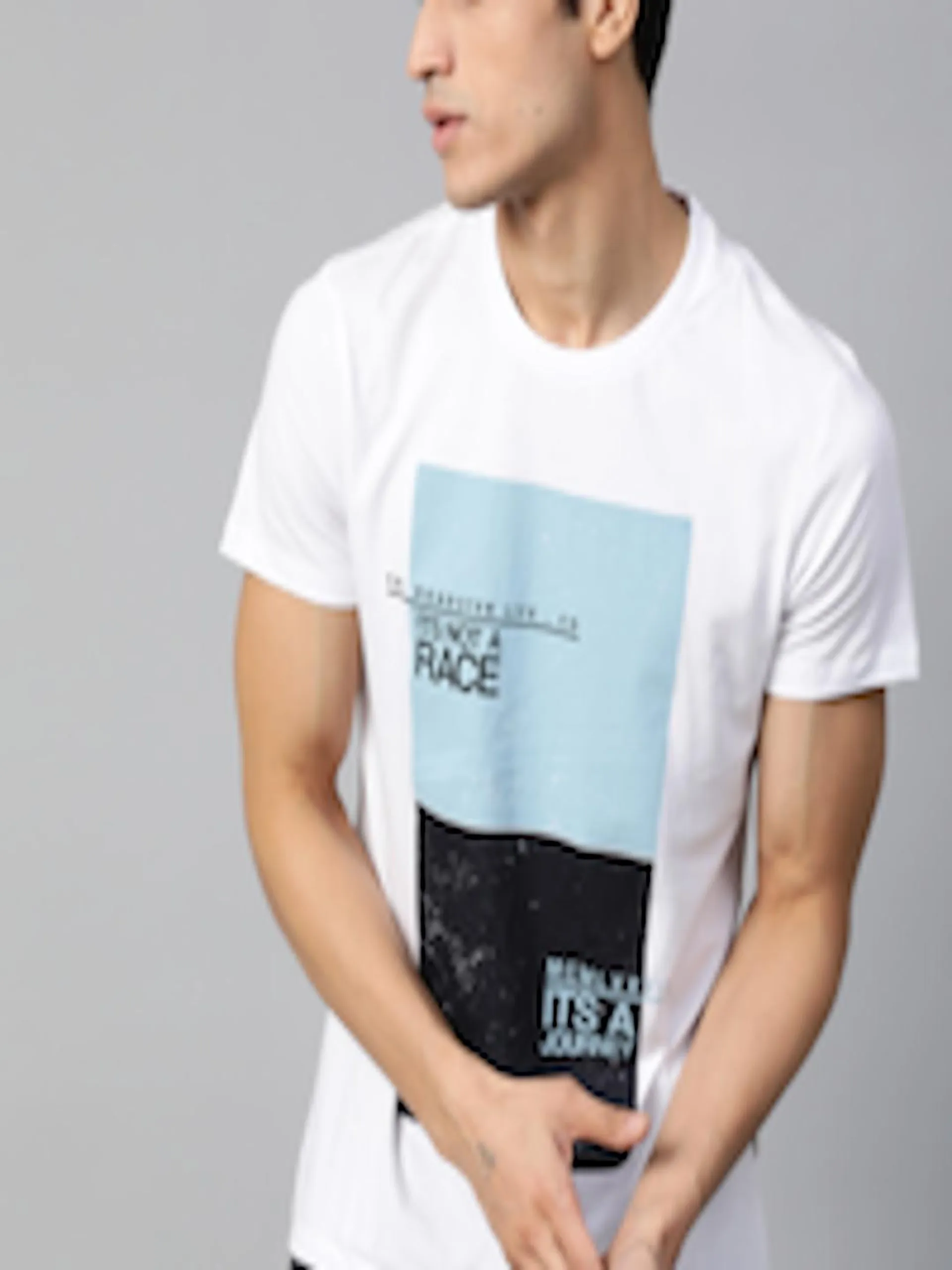 Men White Blue Printed Round Neck Pure Cotton T-shirt