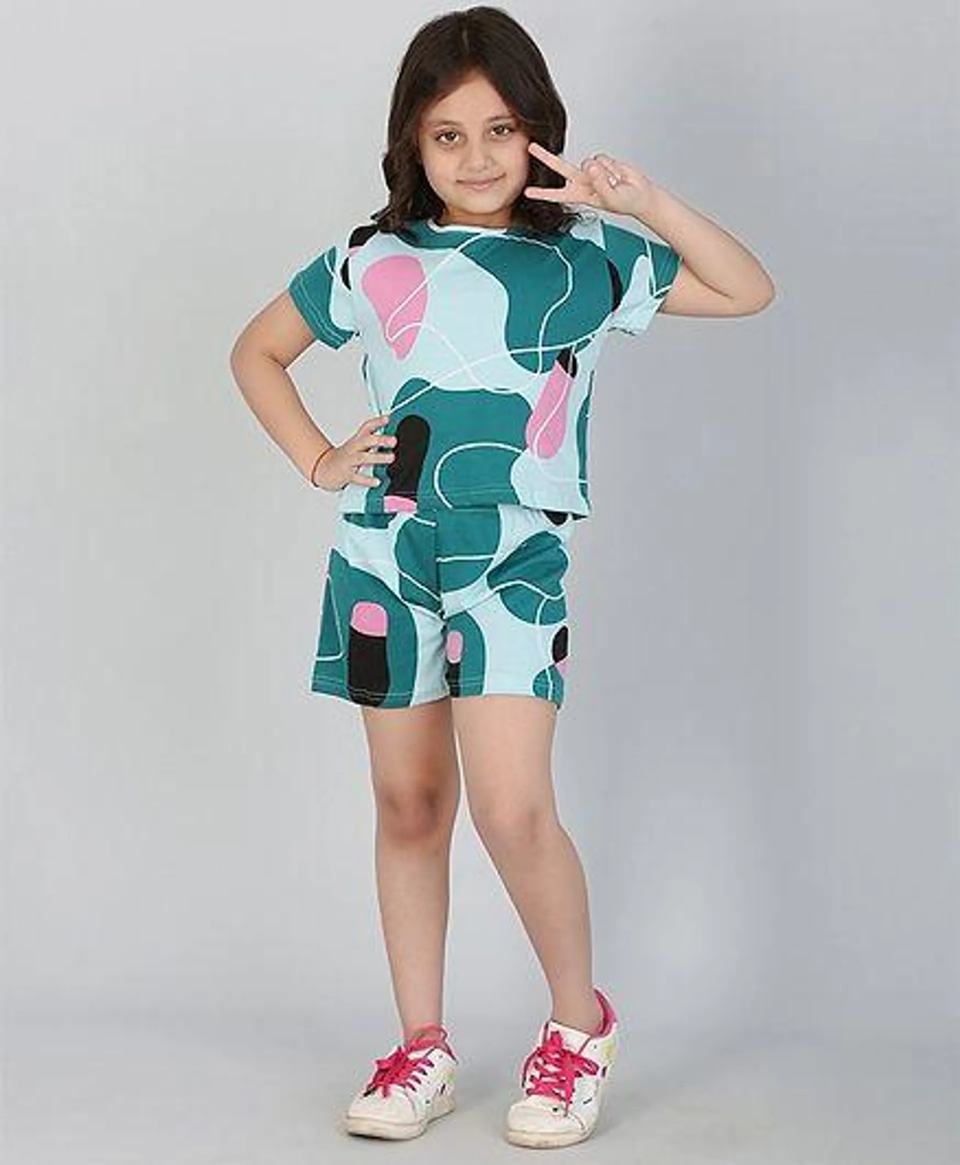 Ninos Dreams Half Sleeves Abstract Pattern Printed Cotton Night Suit - Green