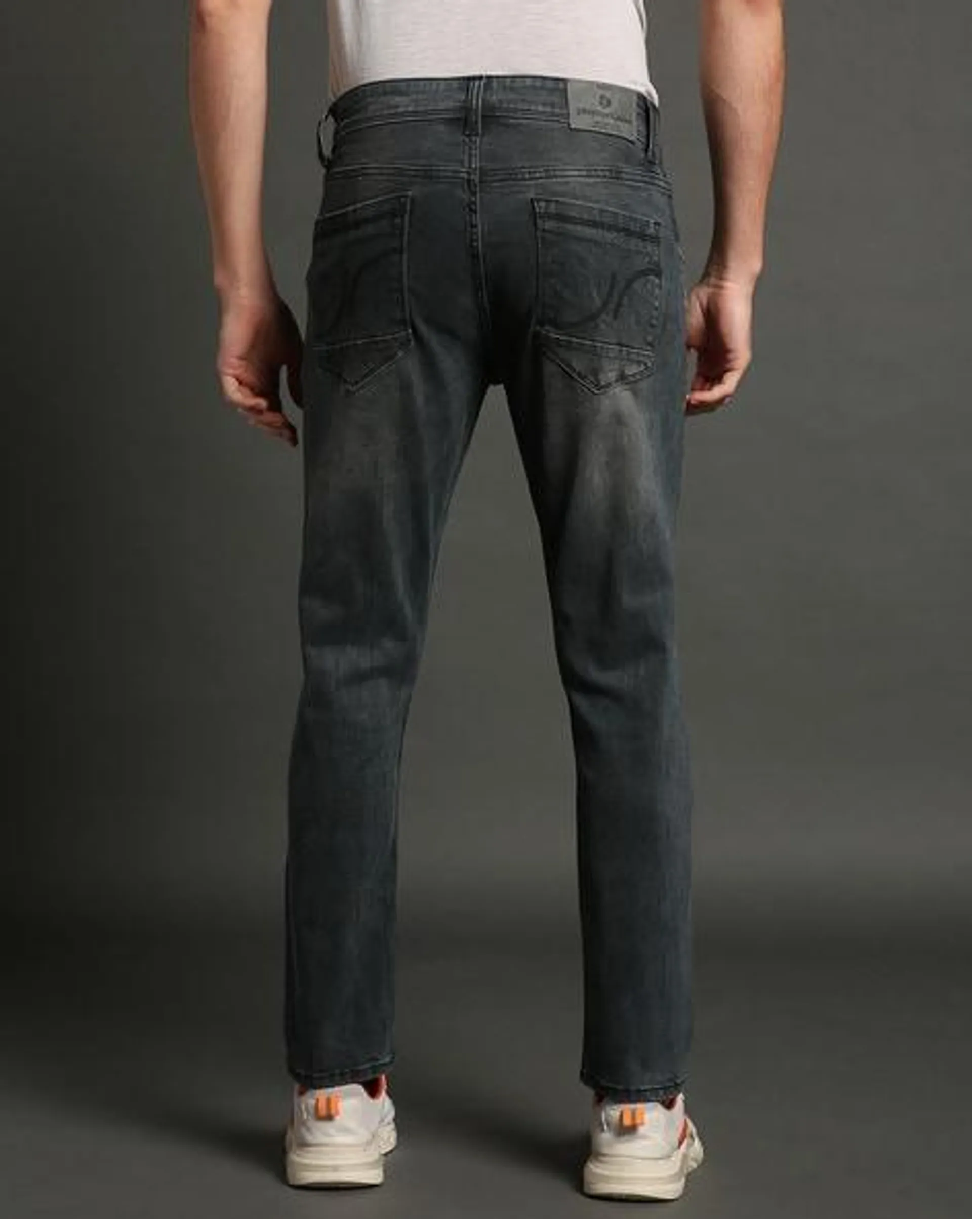 Men Light-Wash Slim Fit Jeans