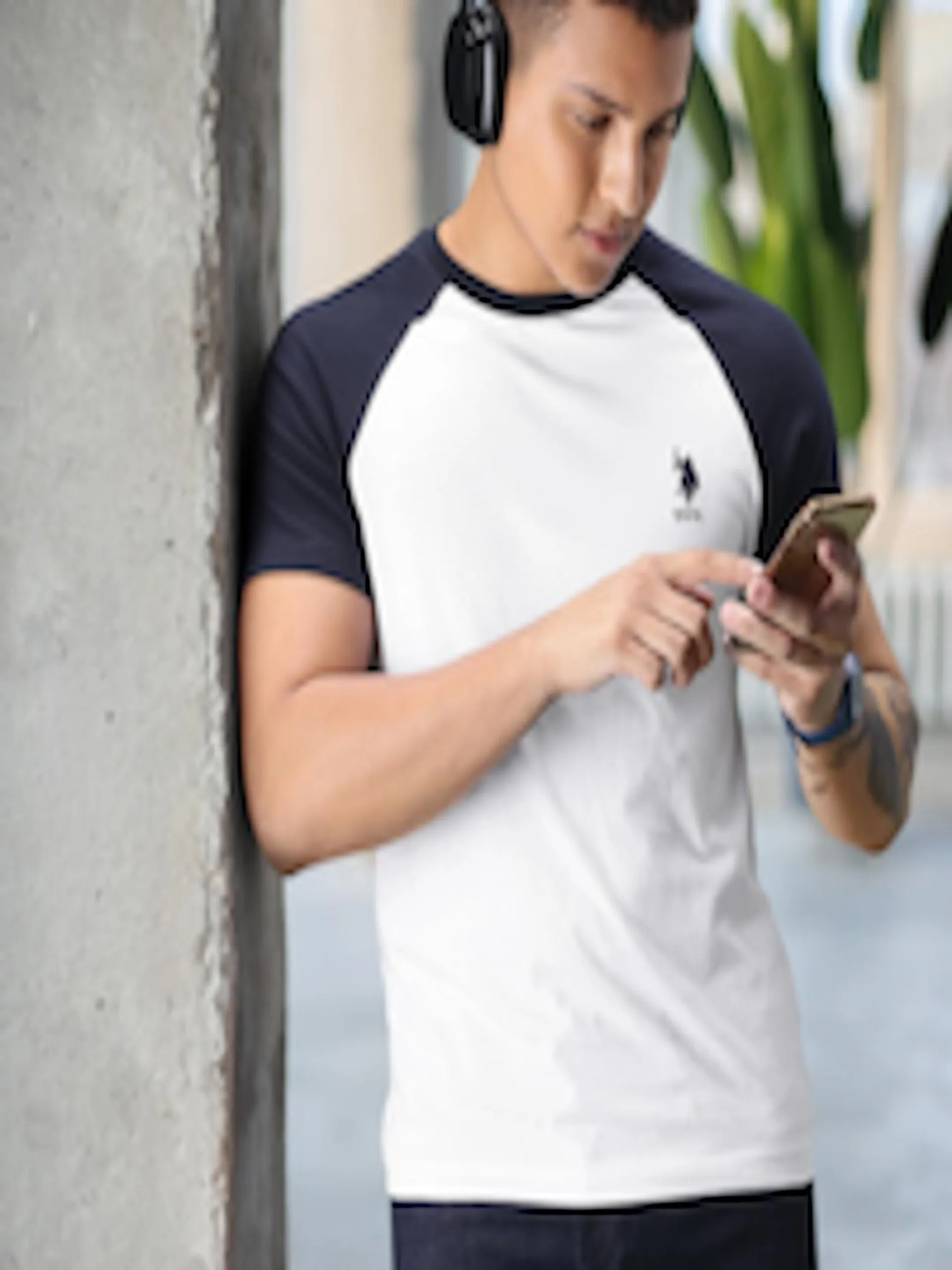Men Pure Cotton Varsity Colourblock T-Shirt