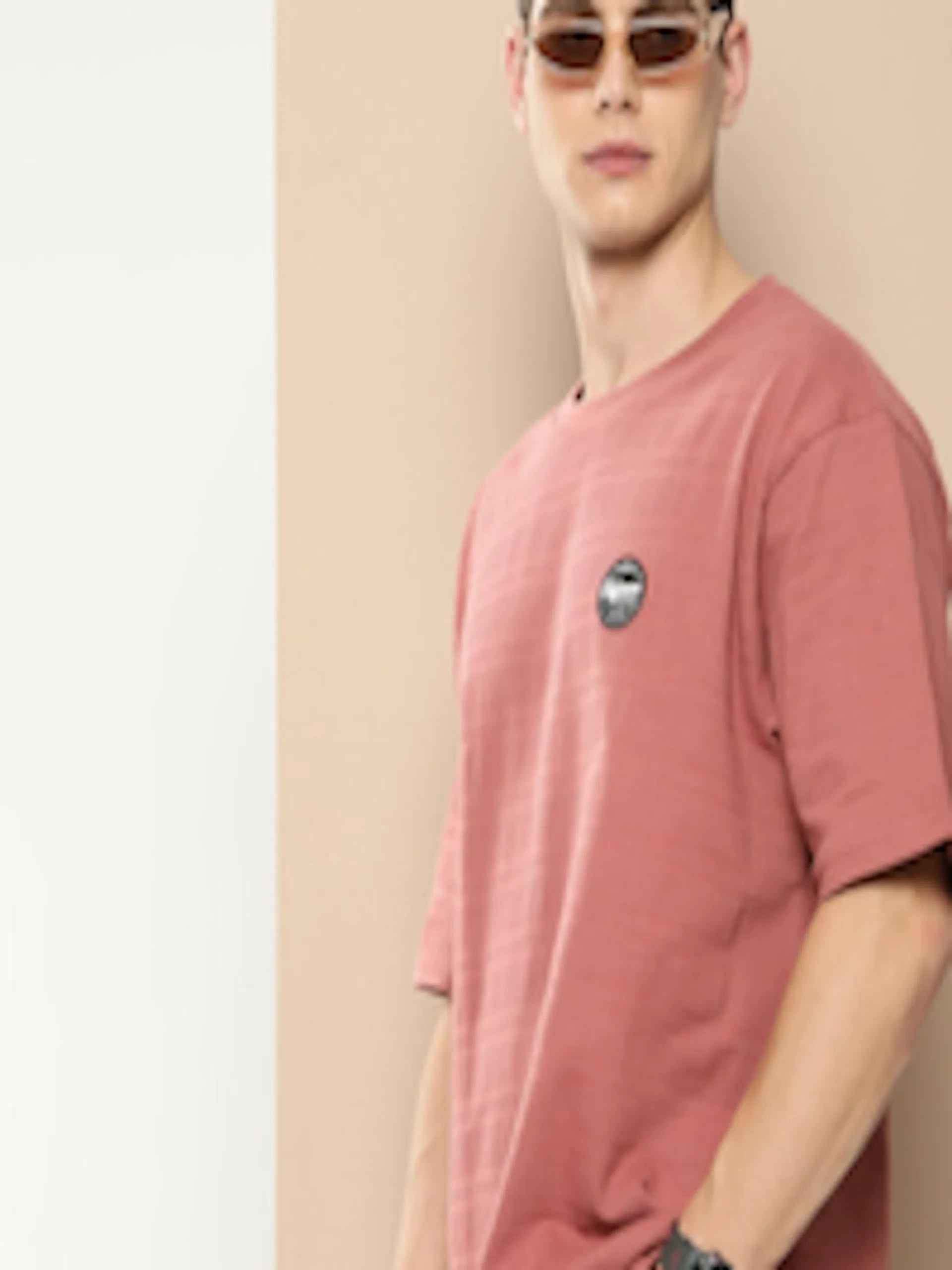Men Self Design Applique Oversized T-shirt
