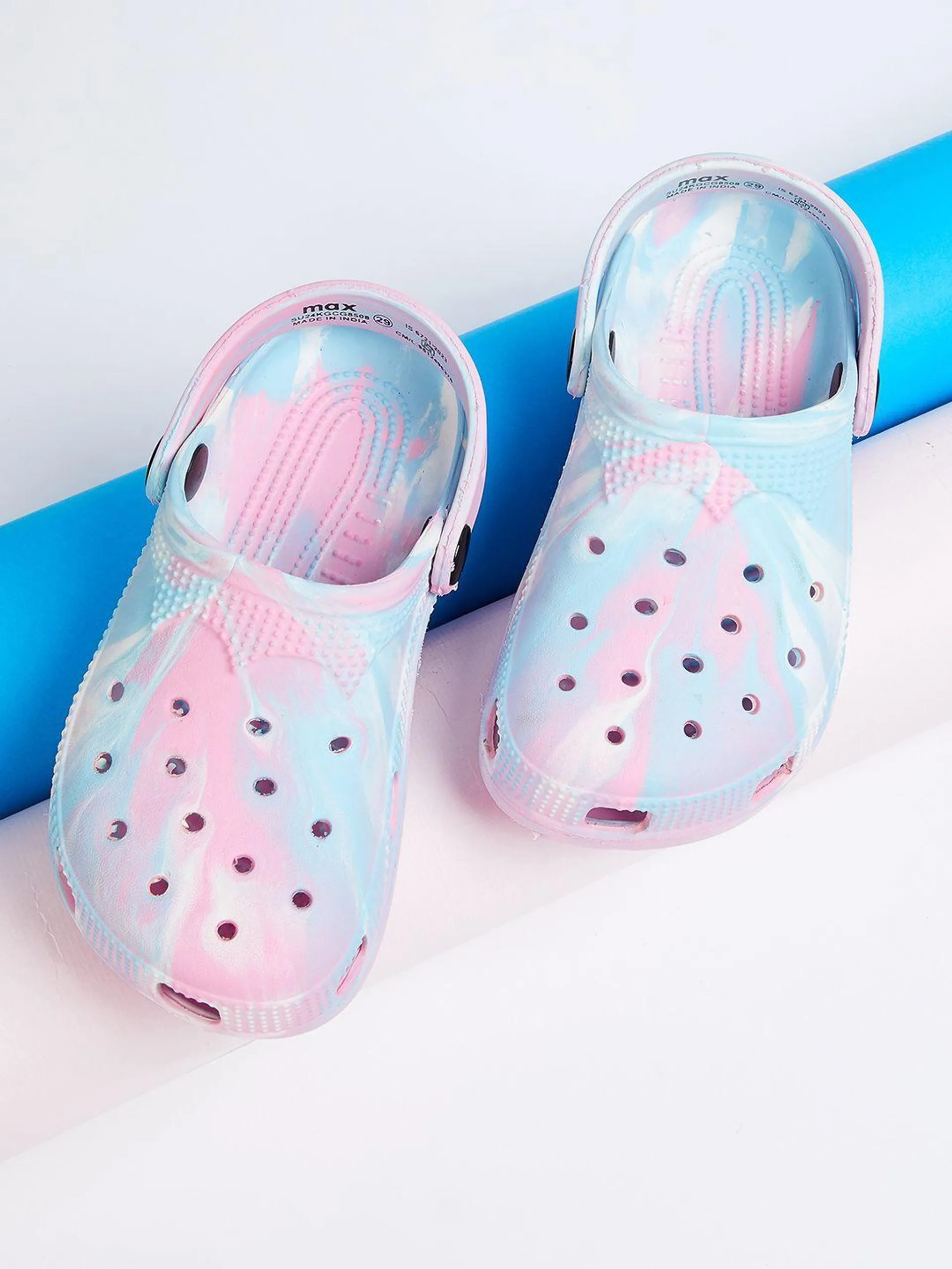 Girls Printed Clogs