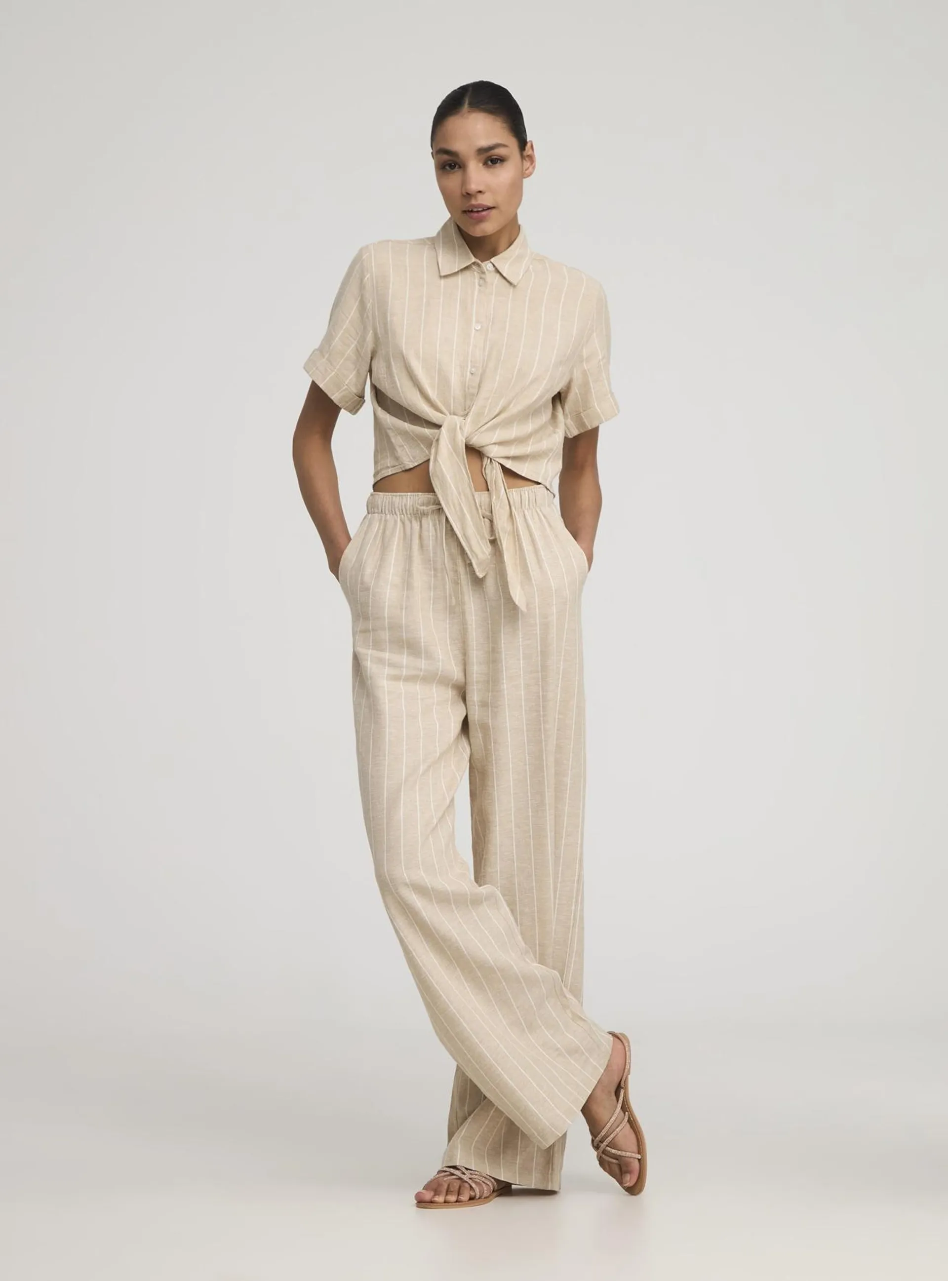 Pantalone wide leg in misto lino a righe Var beige