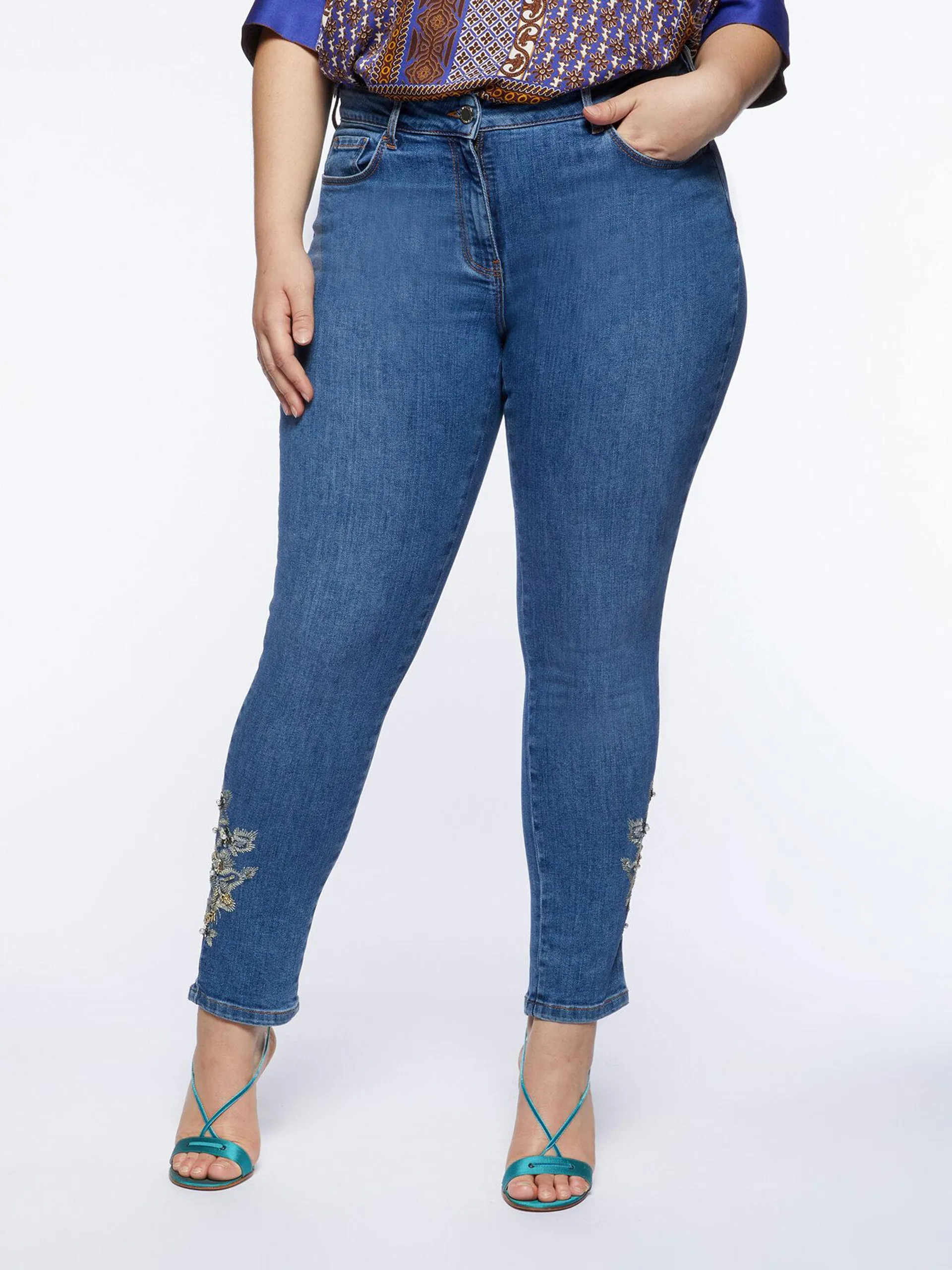 Jeans skinny ricamati