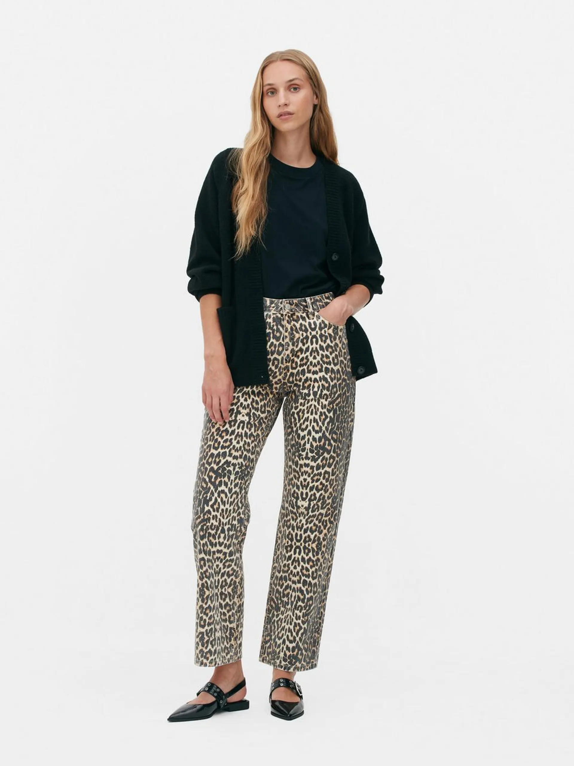 Jeans con stampa leopardata