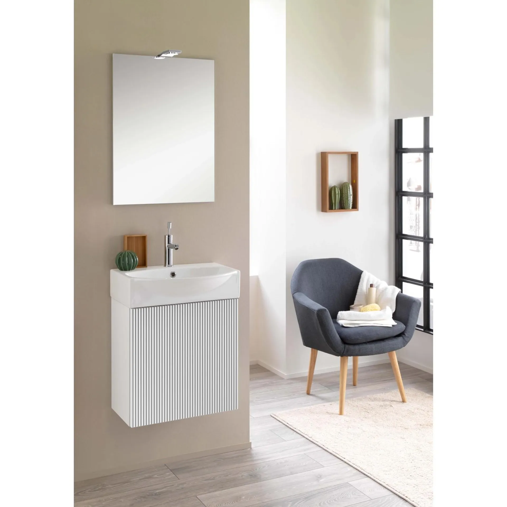 Mobile bagno Compobox mini 50 cm con anta dogata laccato opaco bianco