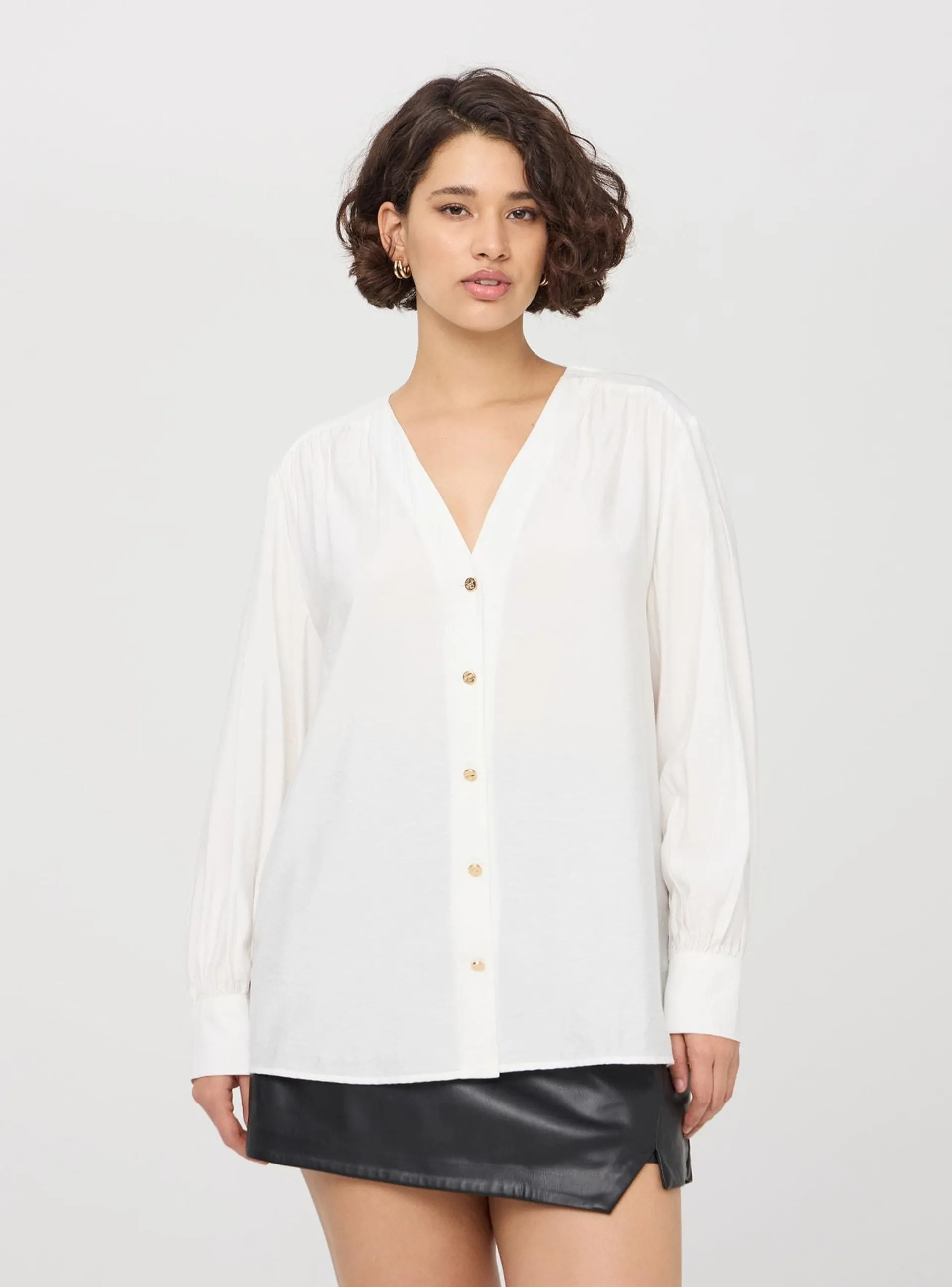 Blusa con scollo a v e bottoni Bianco lana