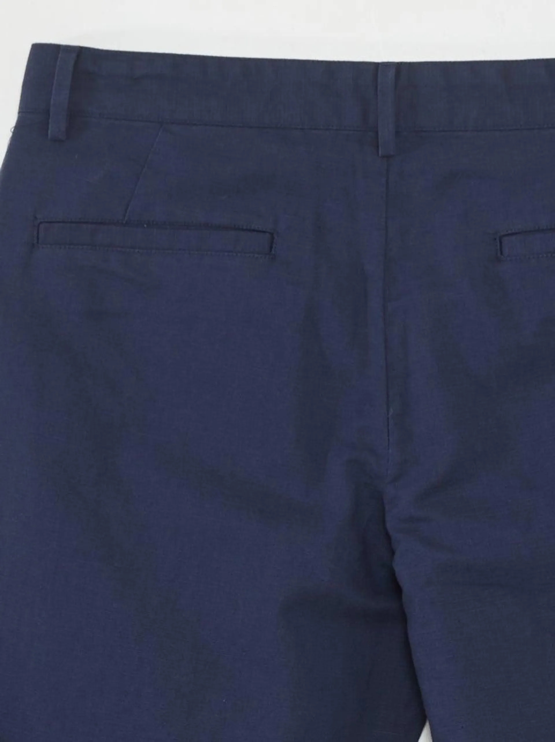 Pantaloni chino dritti - NERO