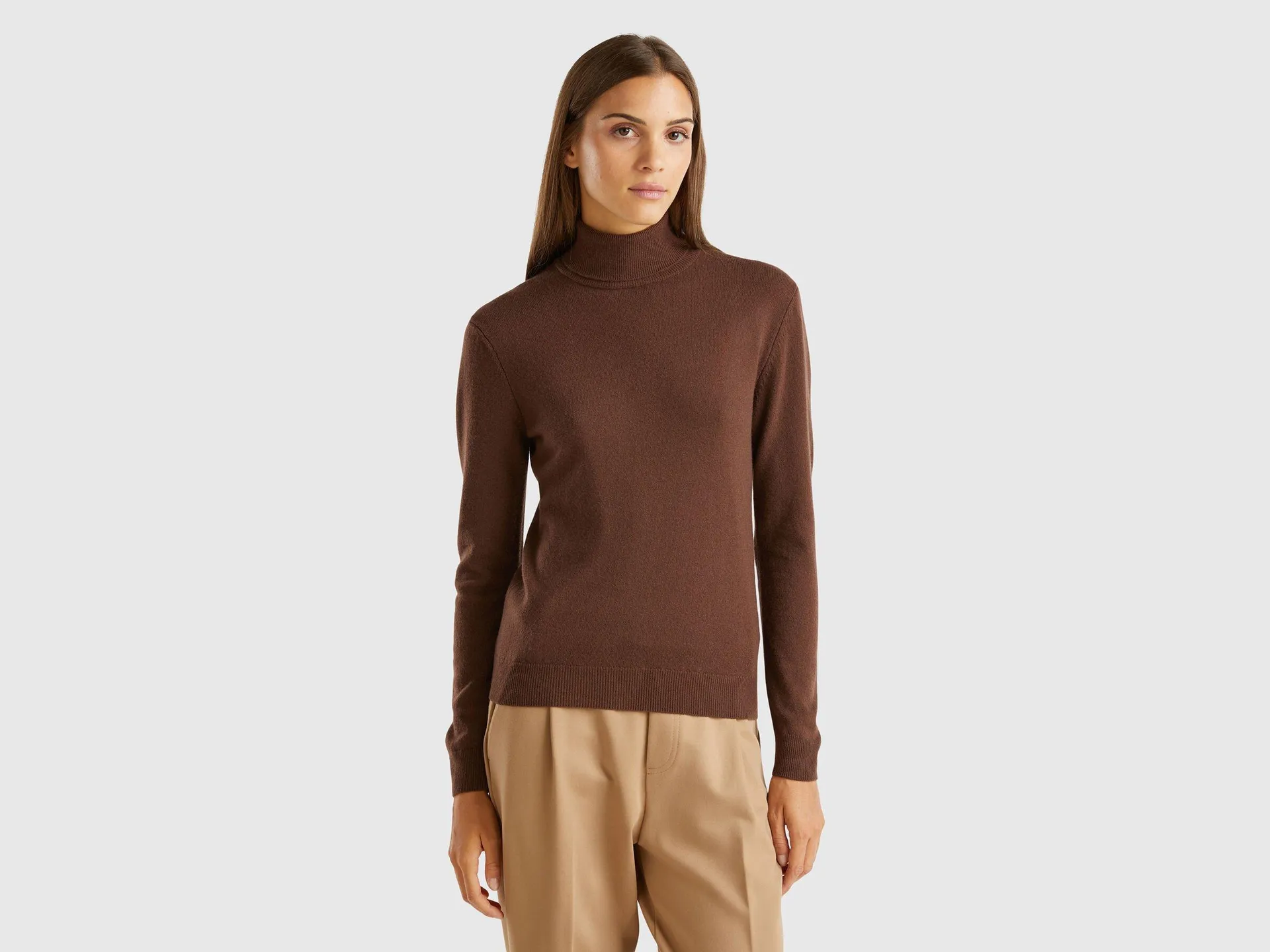 Maglione dolcevita marrone scuro in pura lana Merino