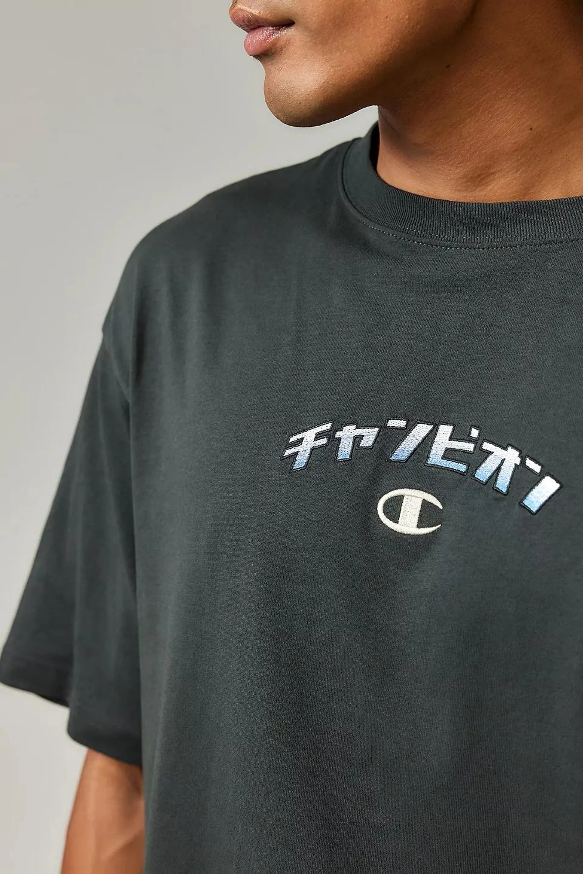 Champion UO Exclusive Black Gradient Arc T-Shirt