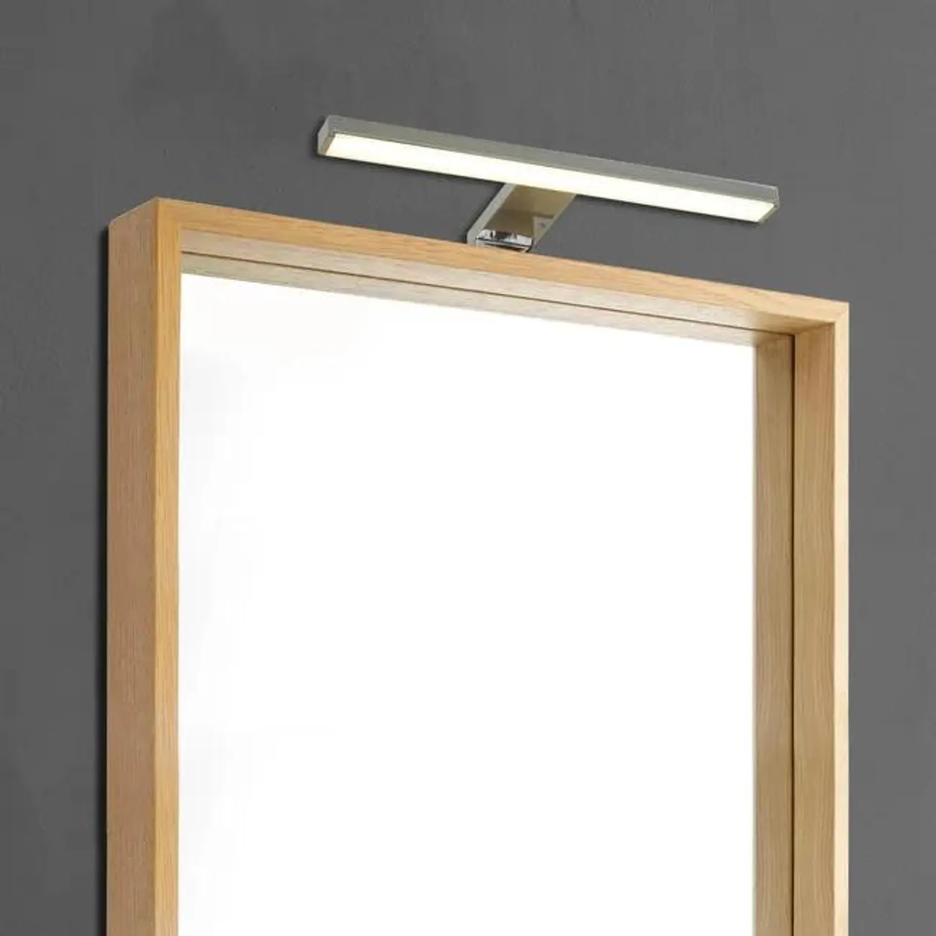 Applique moderno Slim LED cromo, in alluminio, D. 30 cm 30x12.5 cm, INSPIRE Vedi i dettagli del prodotto