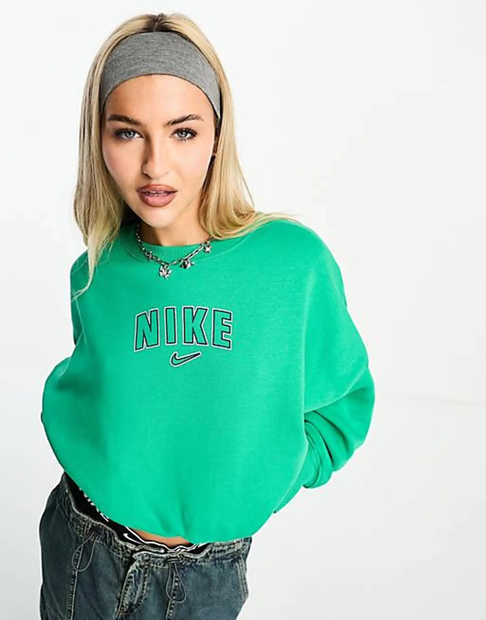 Nike - Felpa oversize taglio corto stile college verde stadio