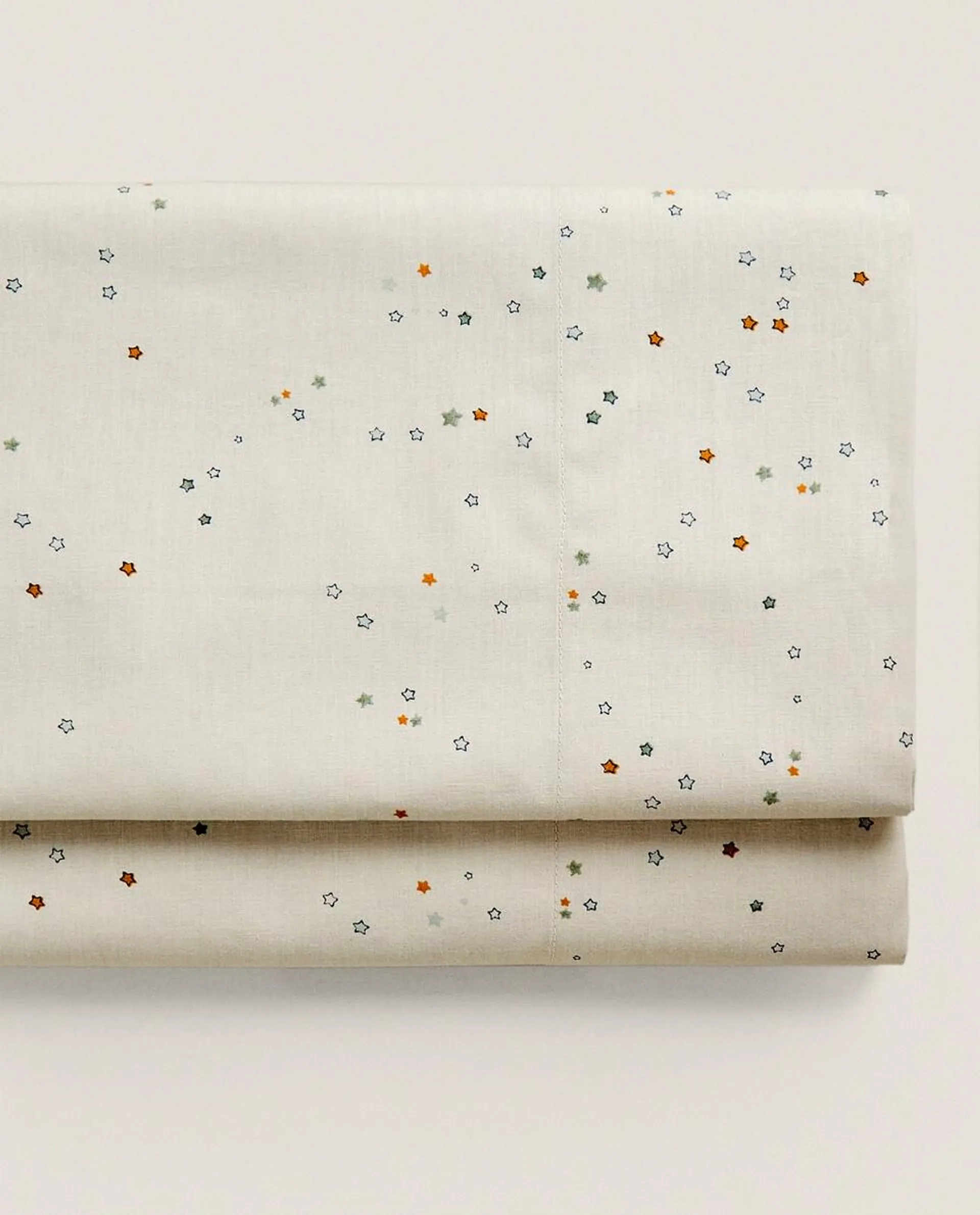 CHILDREN’S MULTICOLOURED STAR FLAT SHEET