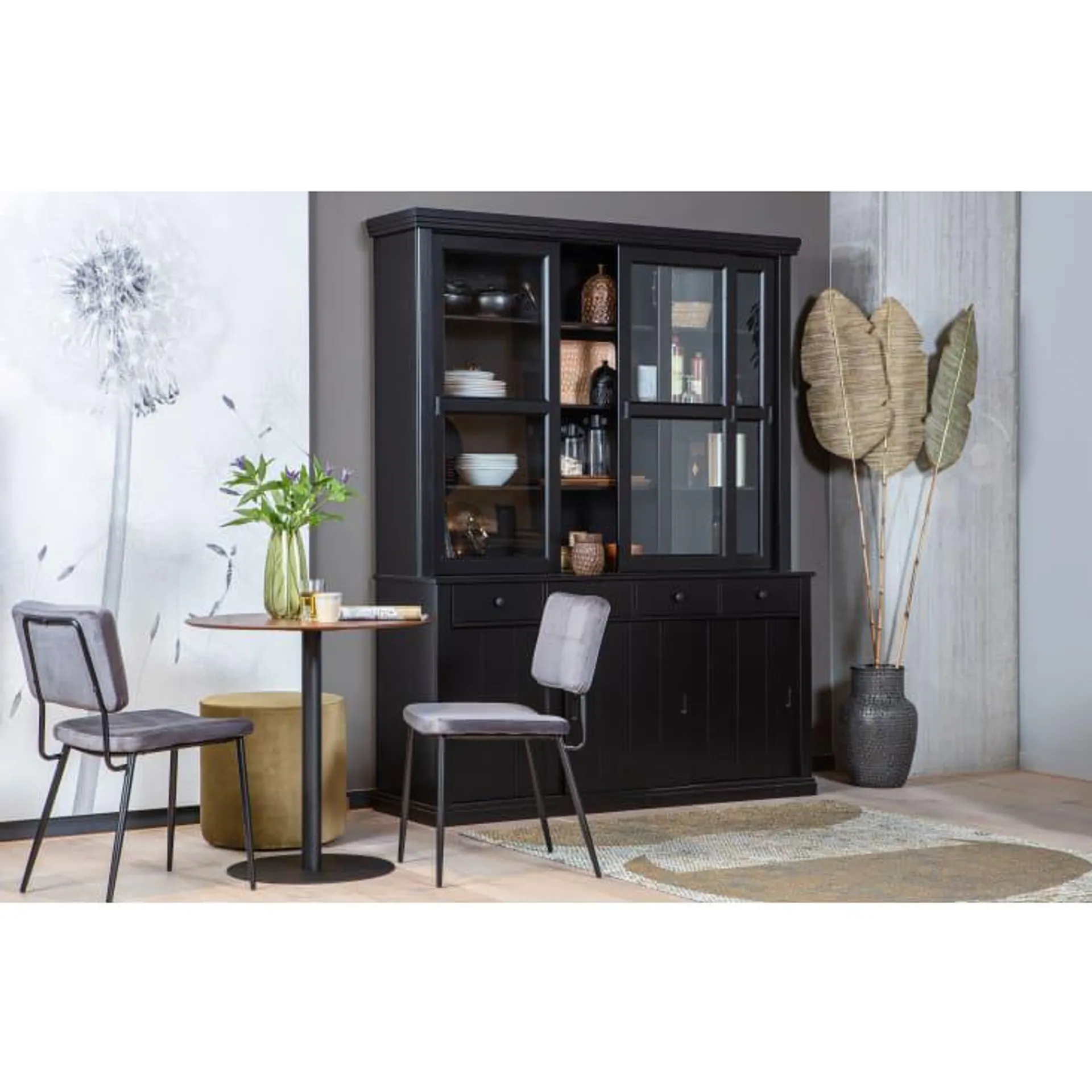 Credenza in legno nero a 3 ante