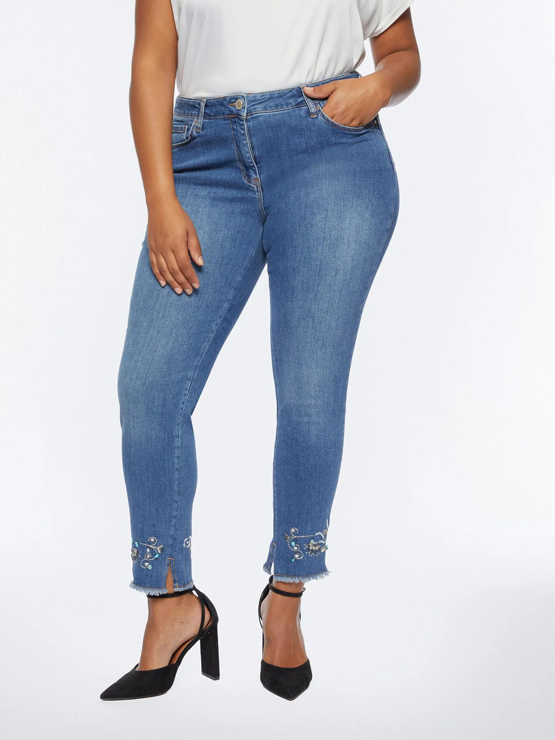 Jeans skinny Giada con ricco ricamo