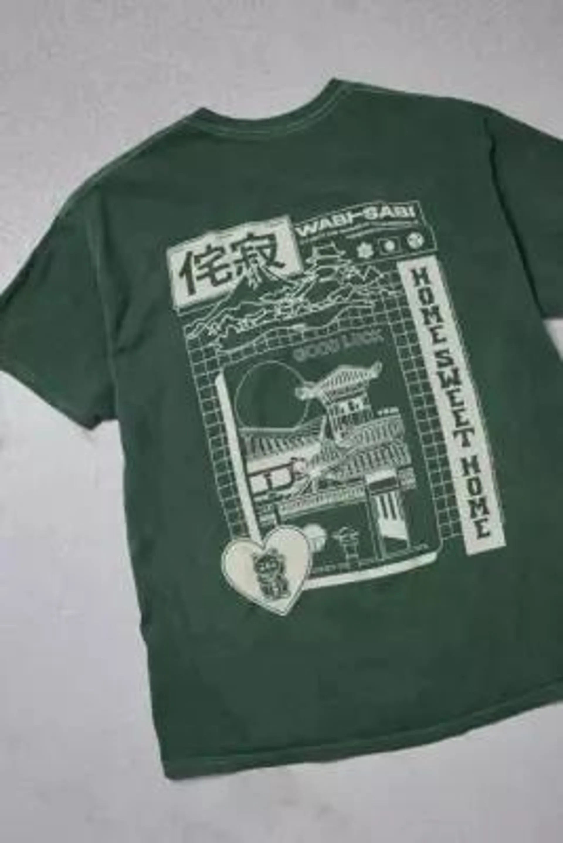 UO Verde Scuro Wabi-Sabi T-Shirt