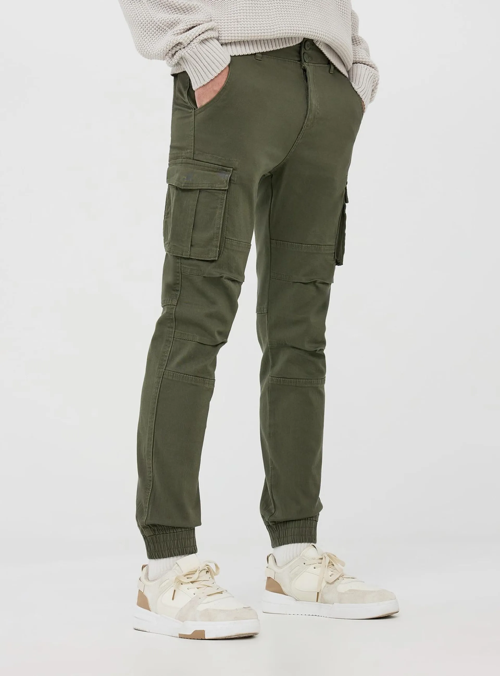 Pantaloni cargo skinny Salvia