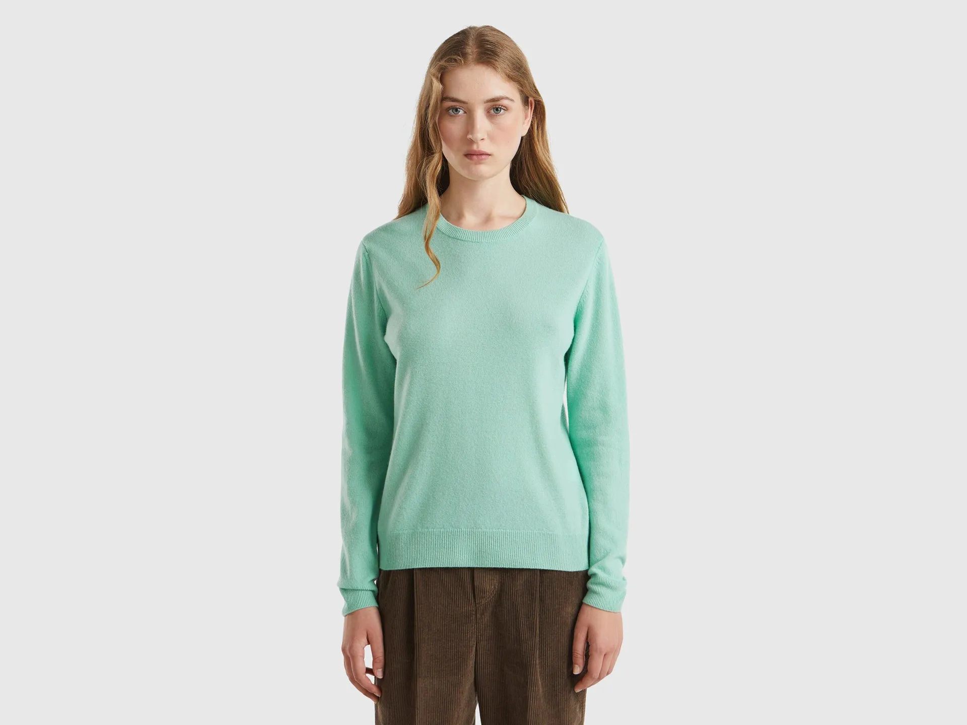 Maglia girocollo verde acqua chiaro in pura lana Merino