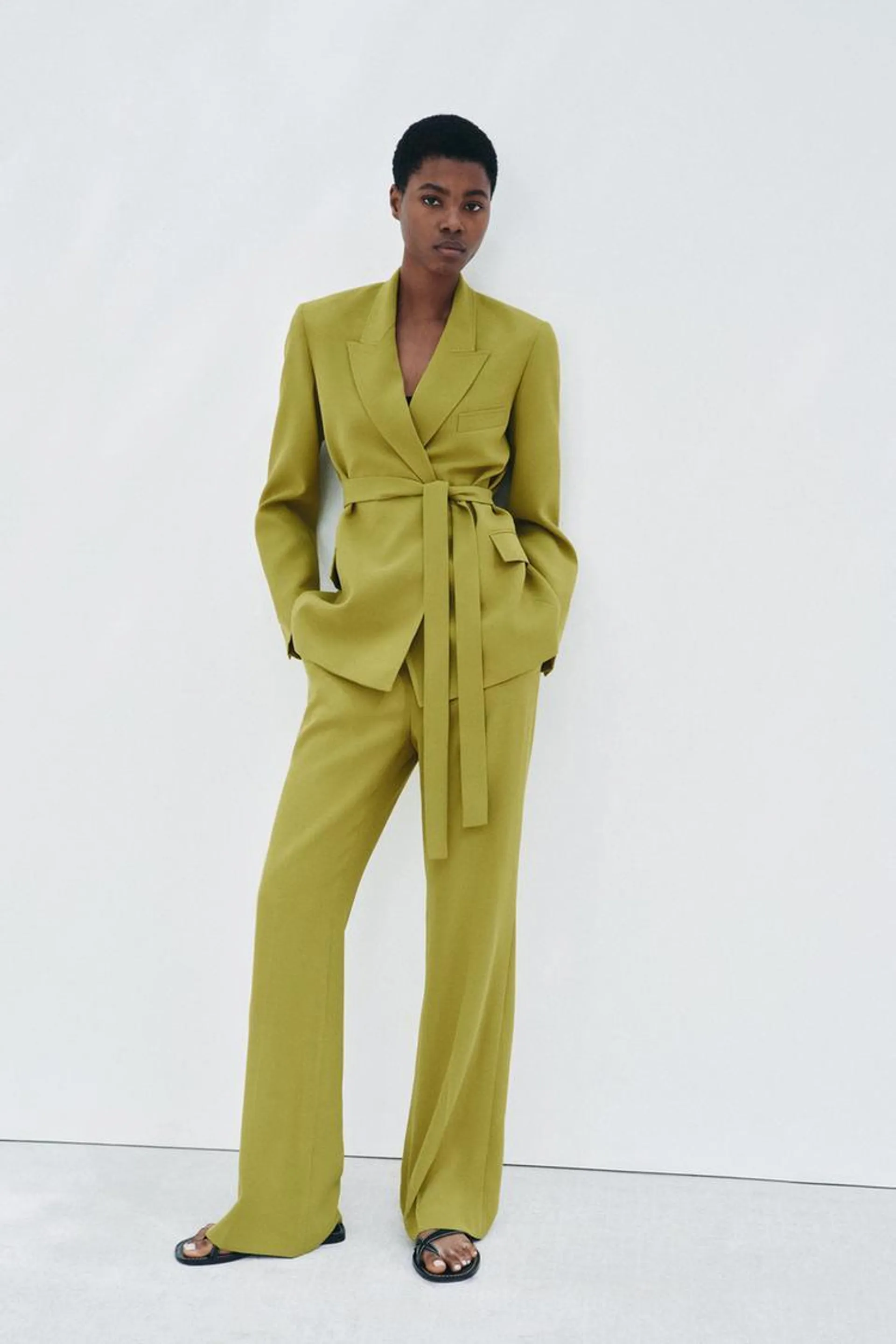 BLAZER CON CINTURA ZW COLLECTION