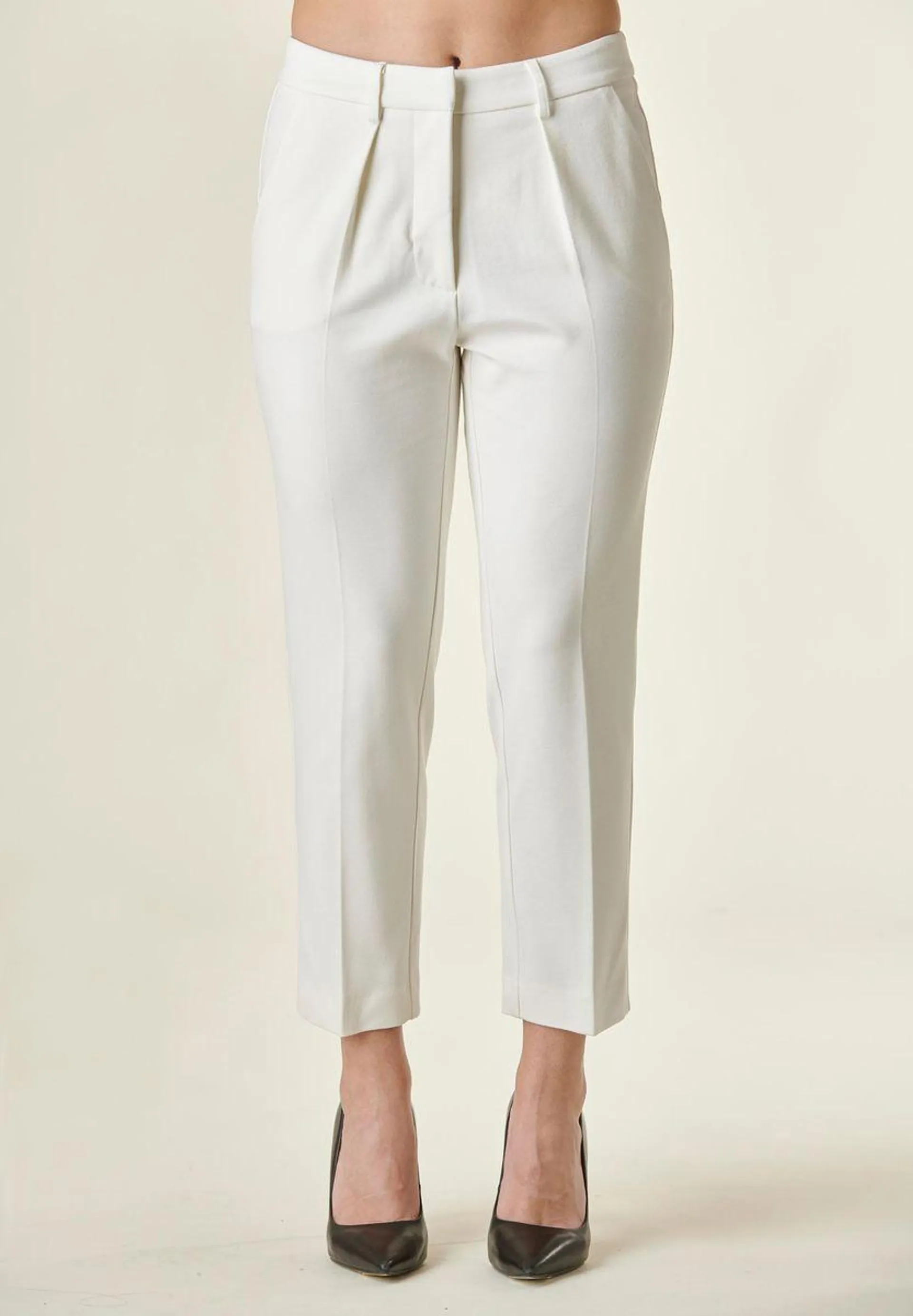 Pantalone bianco con pinces stretch