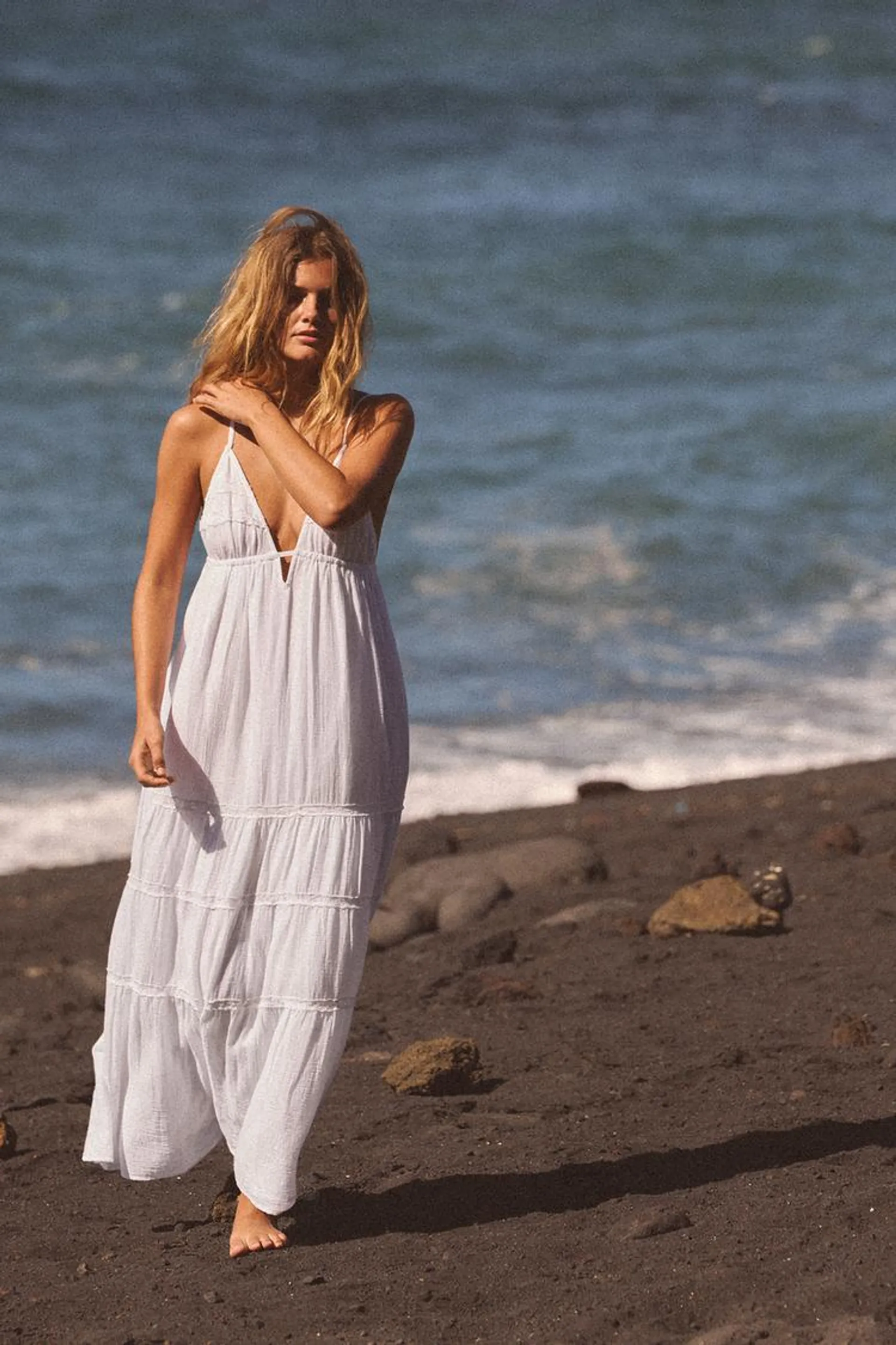 VESTITO MIDI IN GARZA CON RICAMI