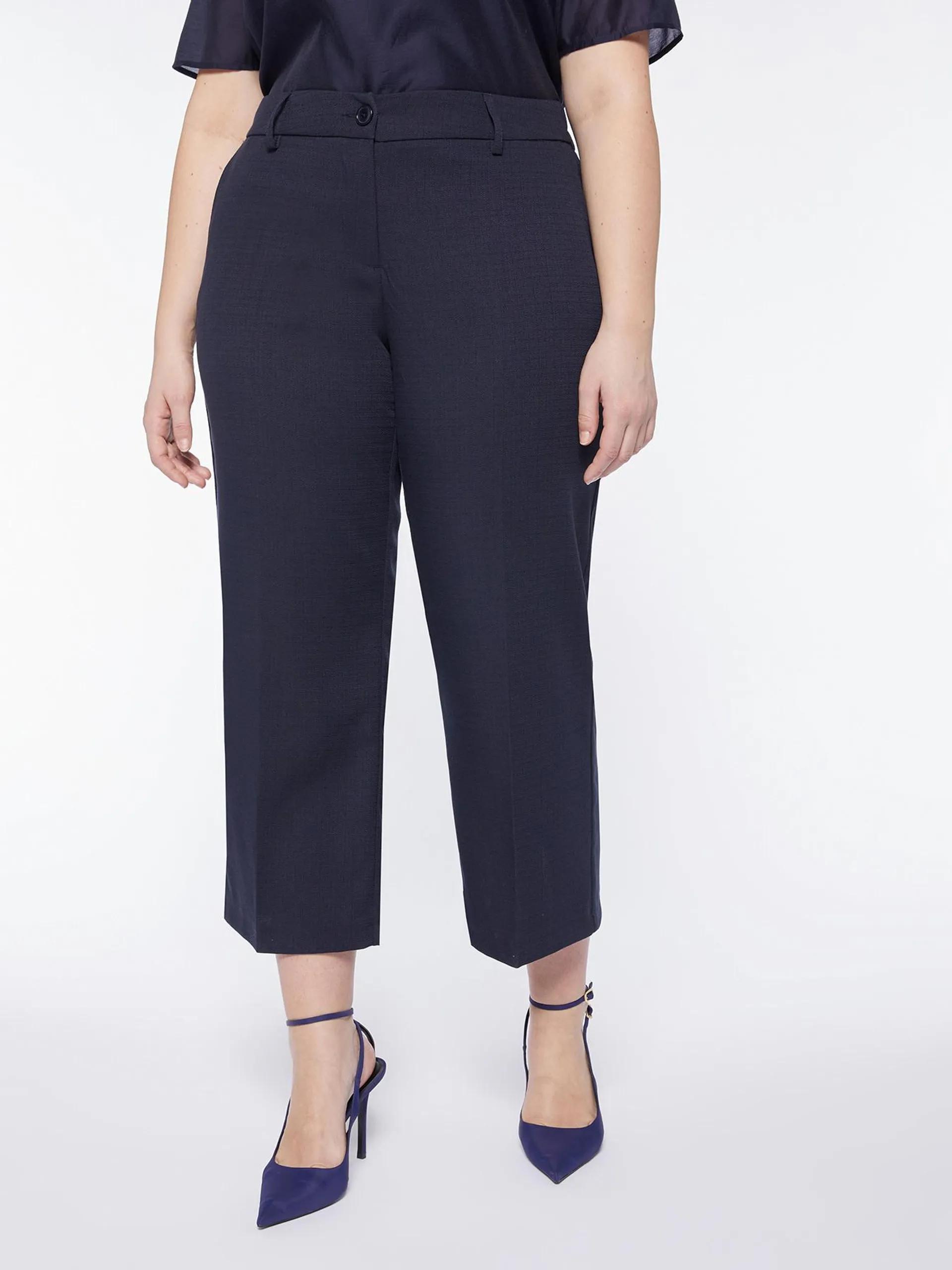 Pantaloni cropped eleganti