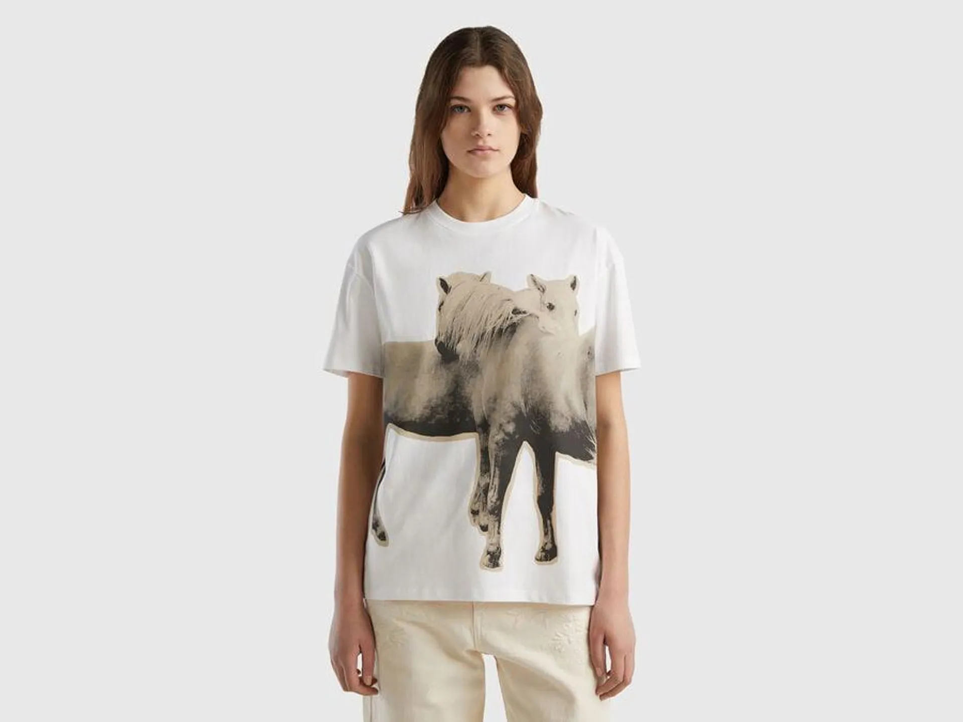 Calda t-shirt con stampa cavalli