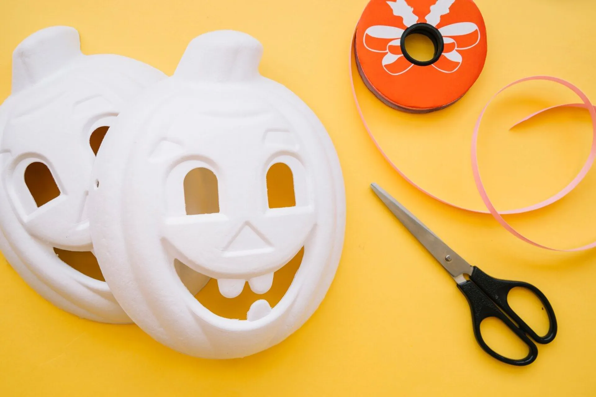 Diseña tu disfraz de Halloween con poco presupuesto y mucha creatividad
