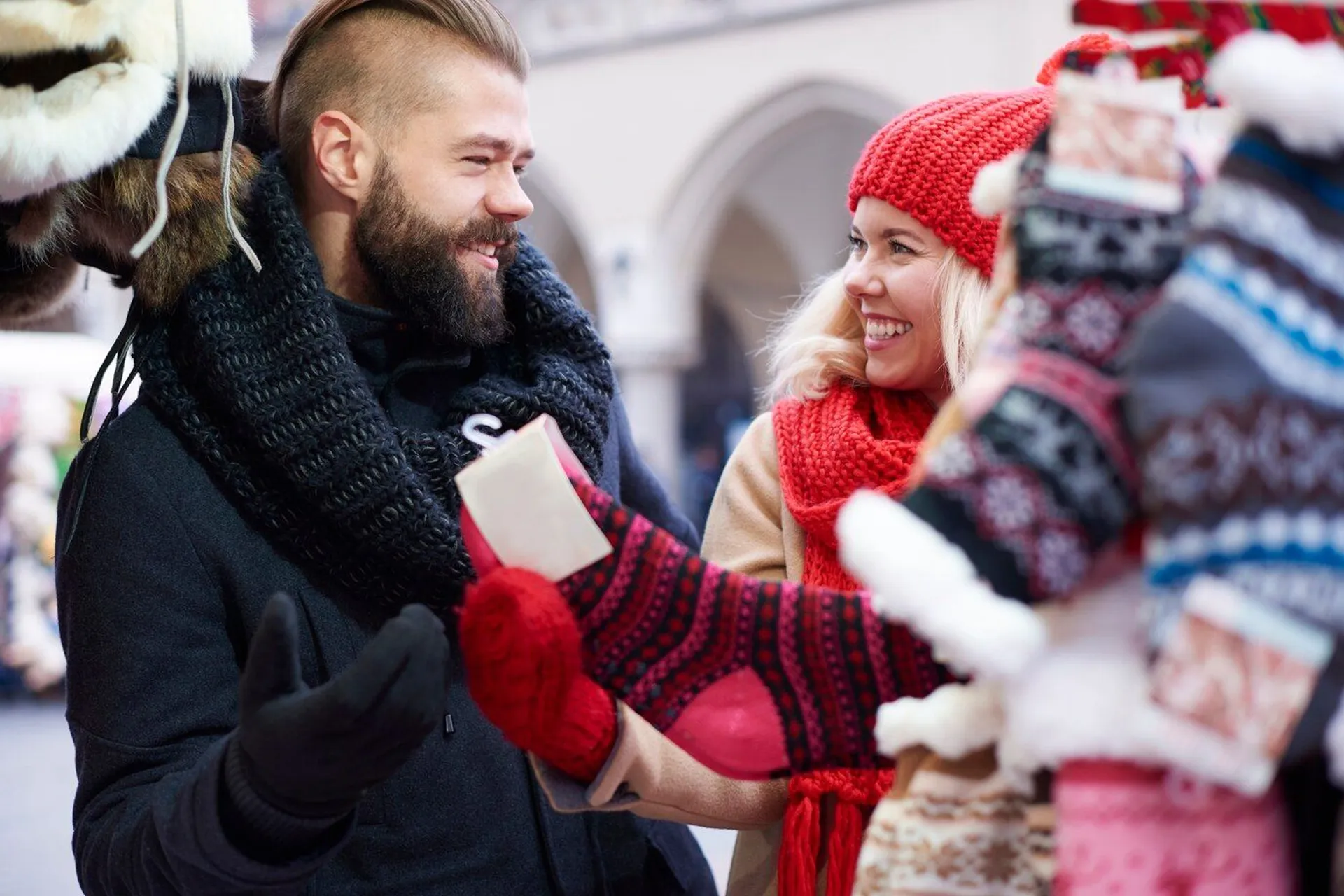 Hur svenskar firar jul: En titt på svenska jultraditioner