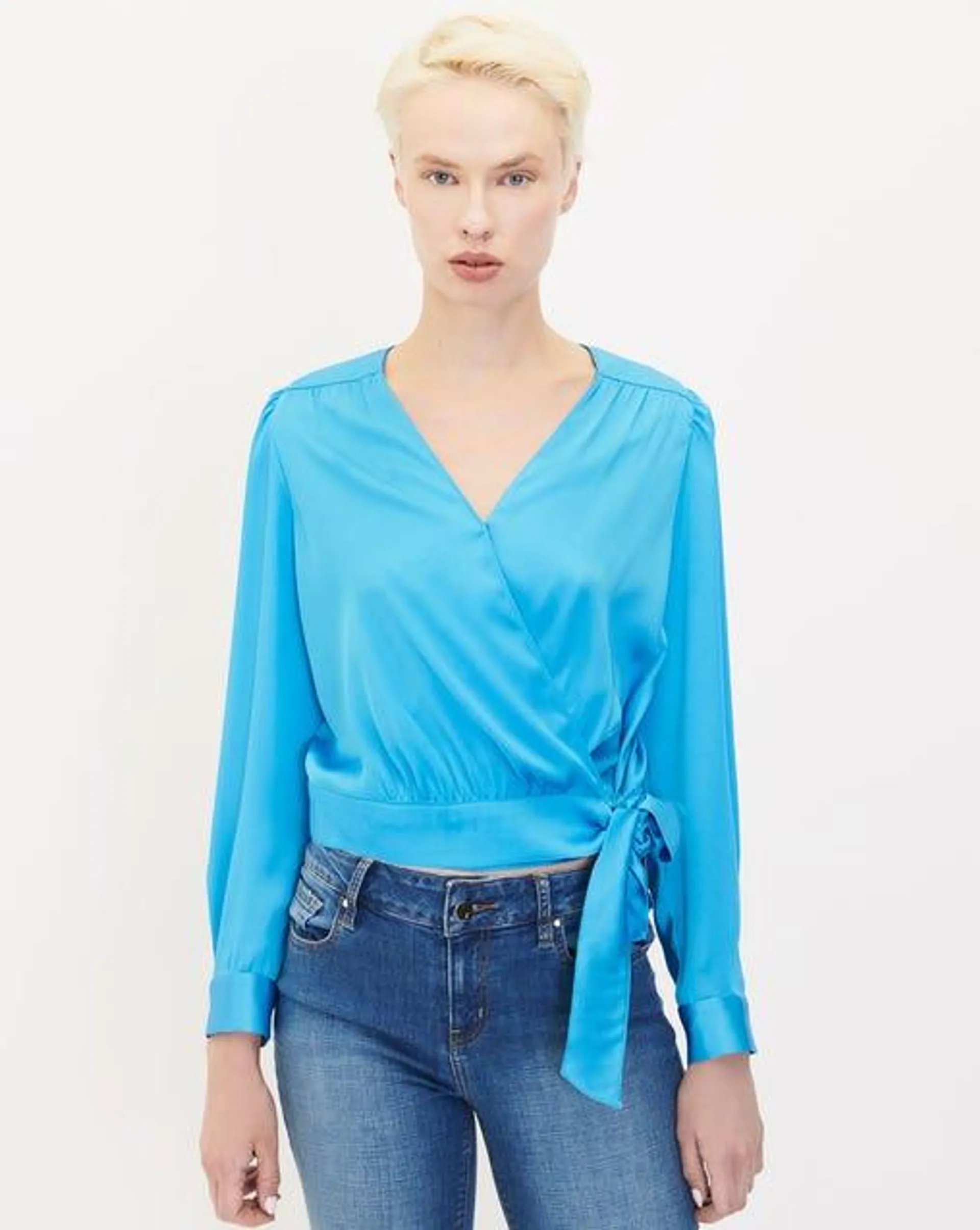 Blusa Azul Envolvente Satín