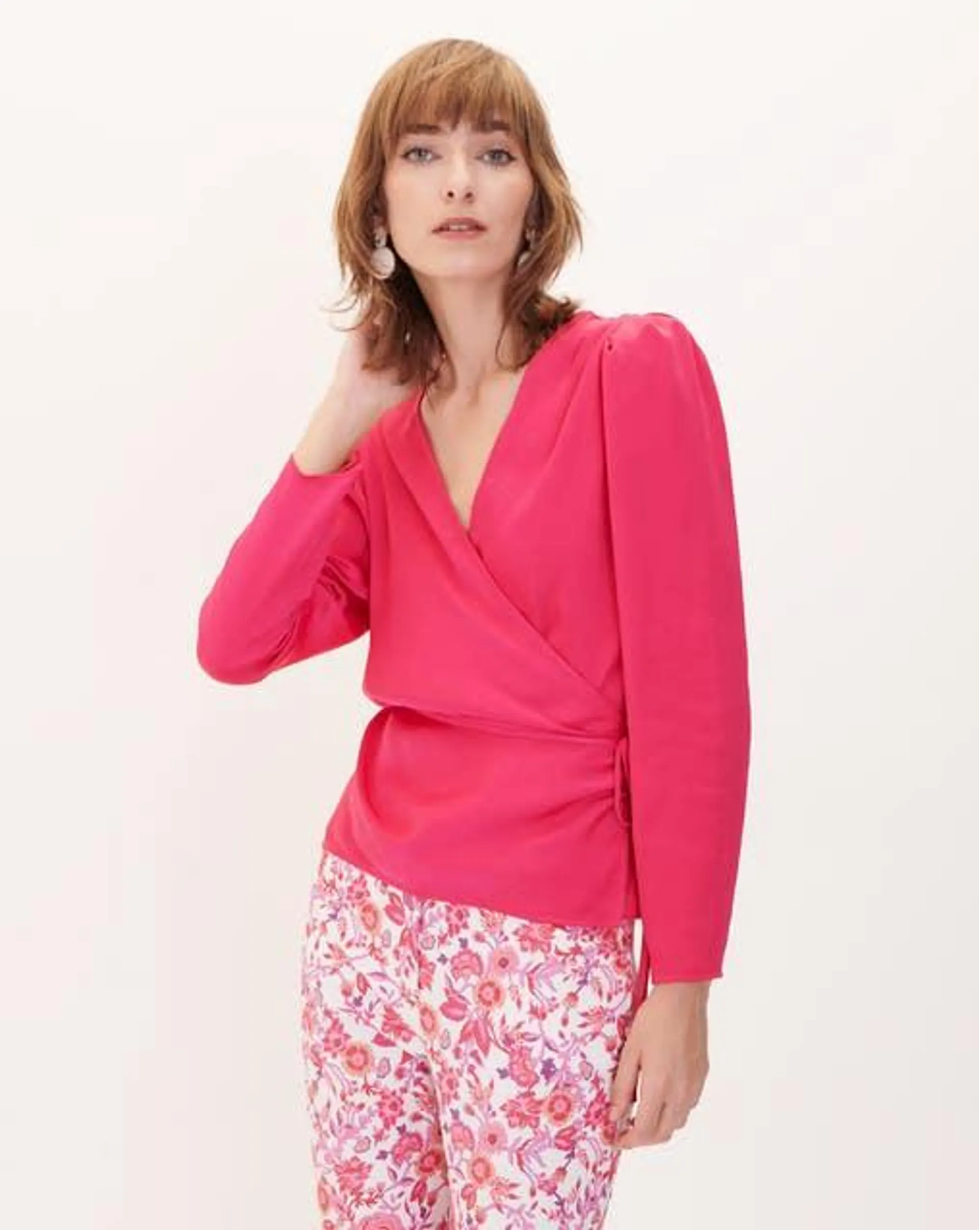 Blusa Satín Envolvente Fucsia Escote V