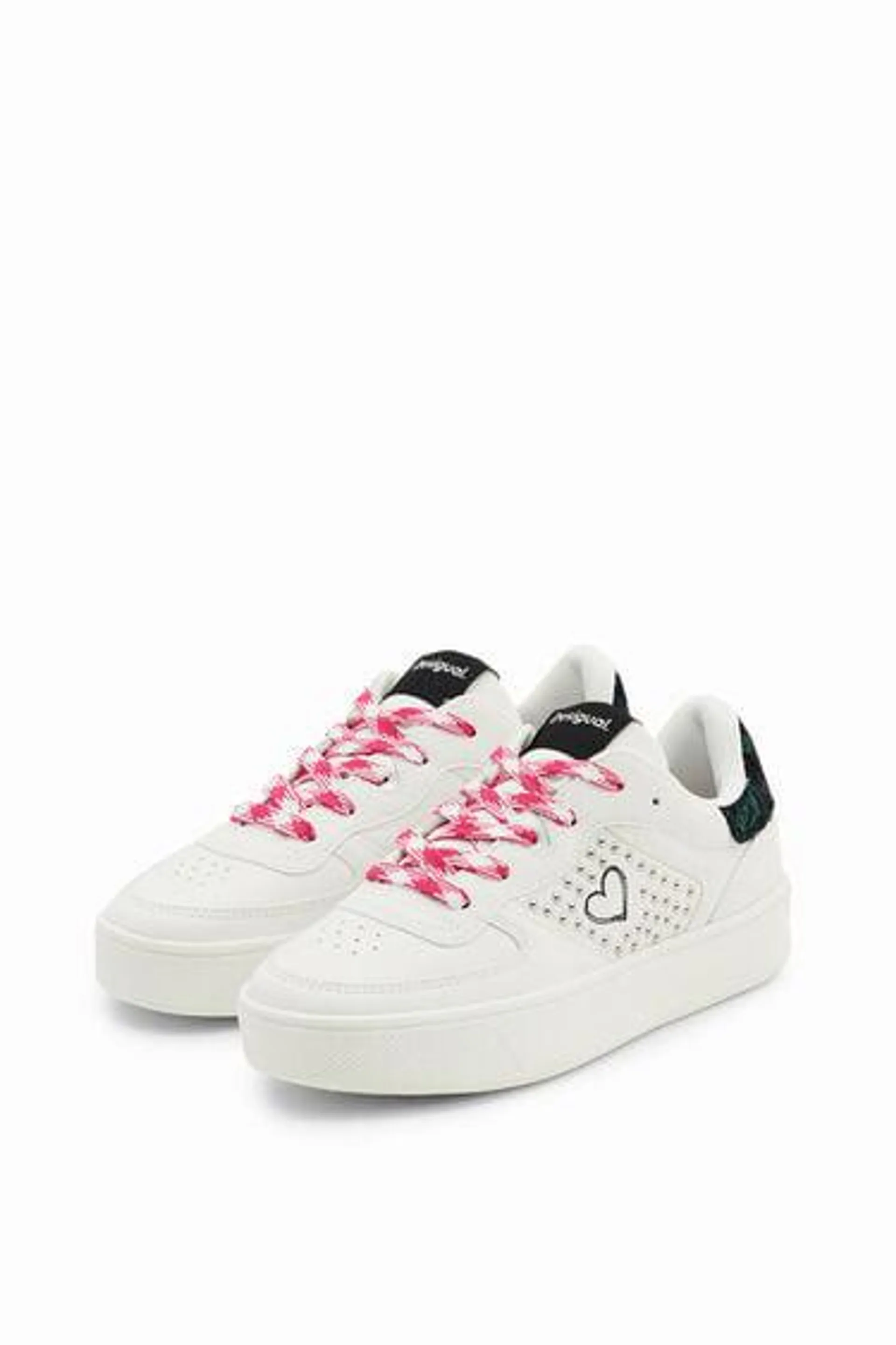 Sneakers plataforma corazón