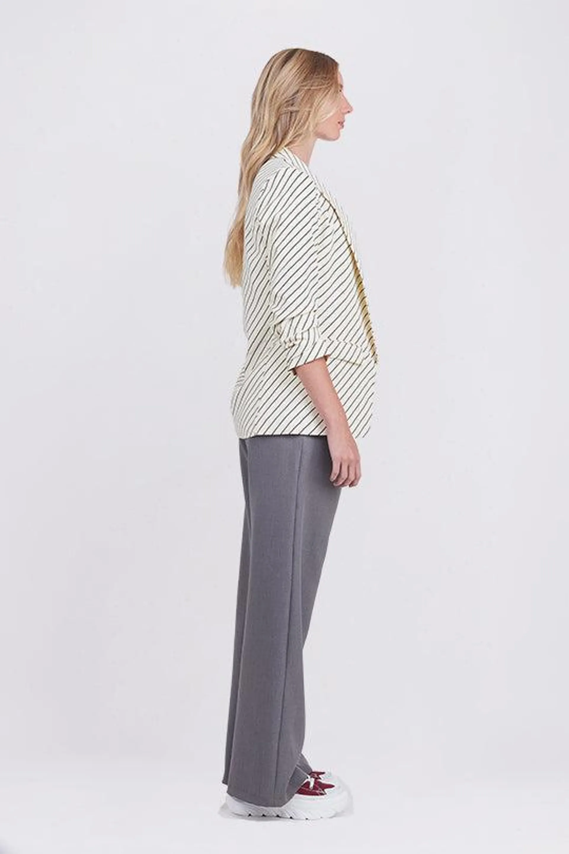 SACO CON LINEAS IVORY CON NEGRO