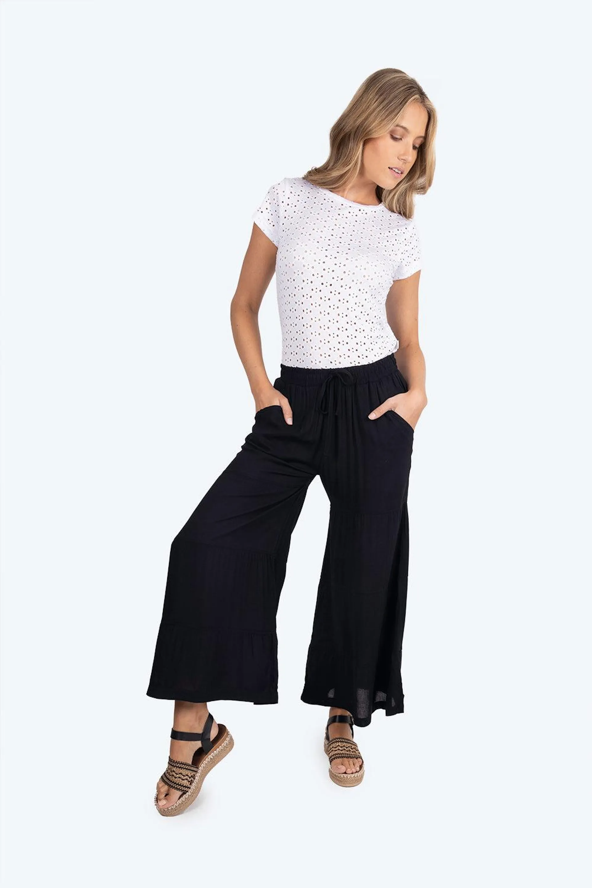 Pantalón pierna ancha negro