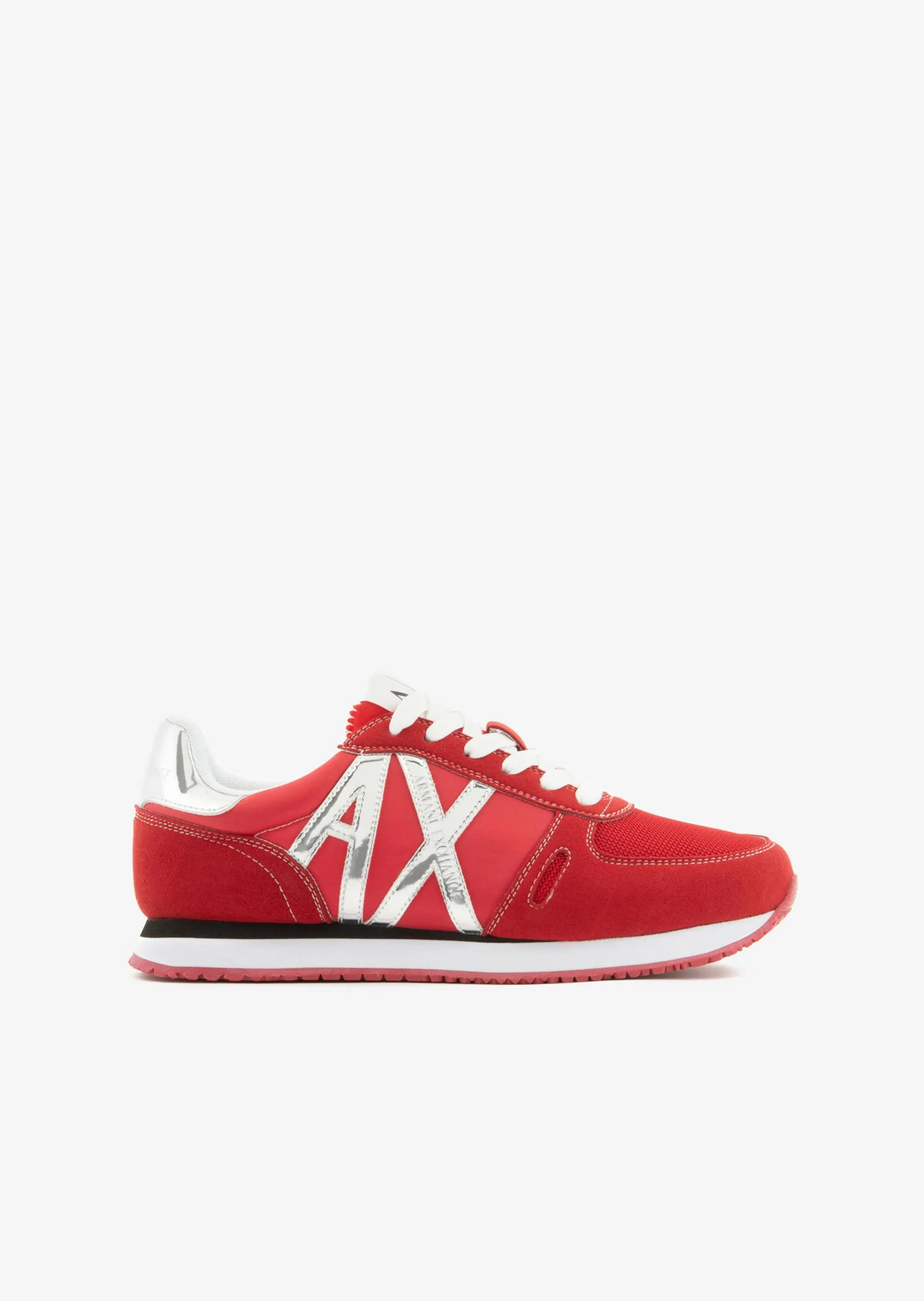 tenis con logo
