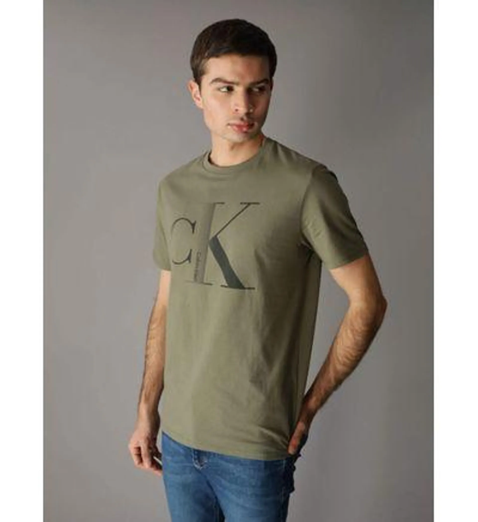 Playera Calvin Klein con Monograma Hombre Verde