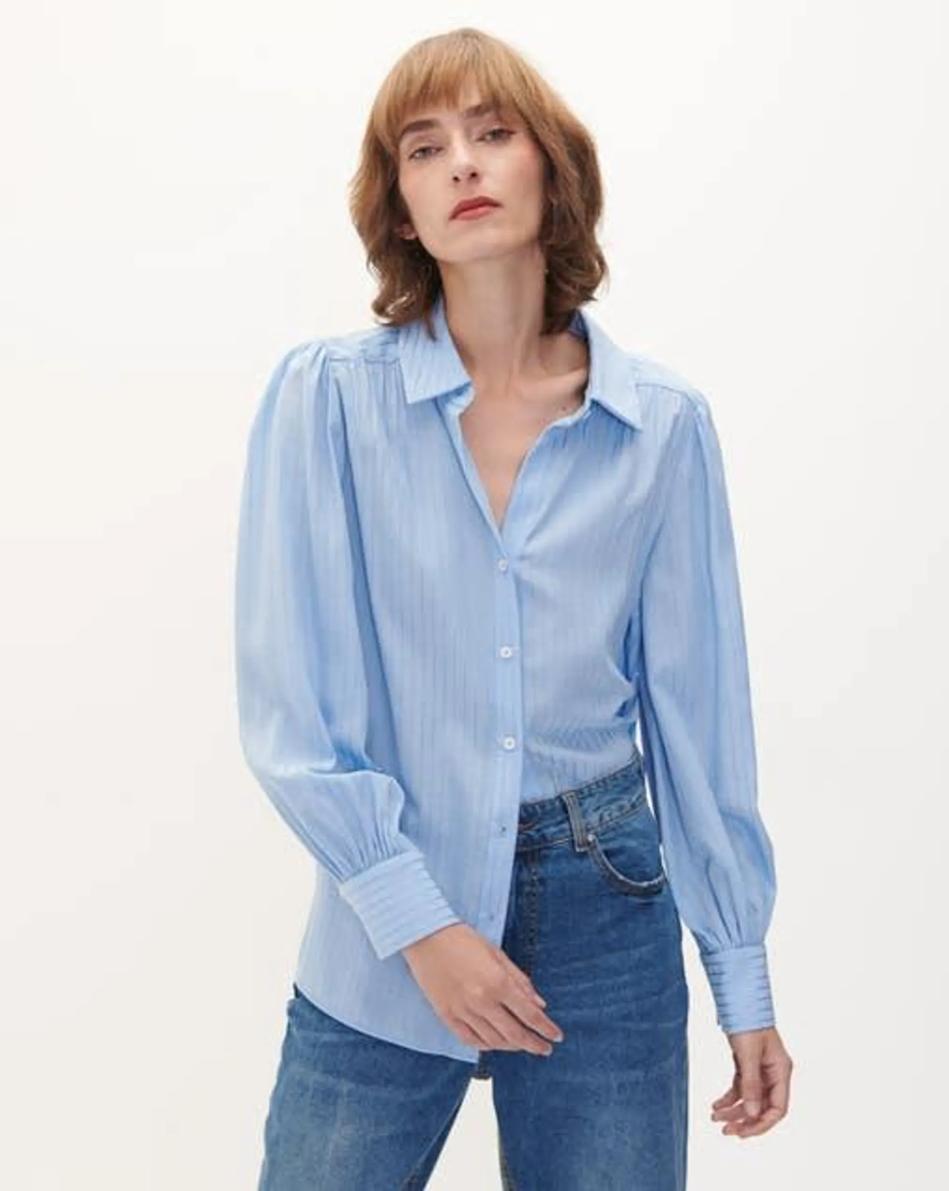 Blusa Camisera Azul Cielo De Jacquard