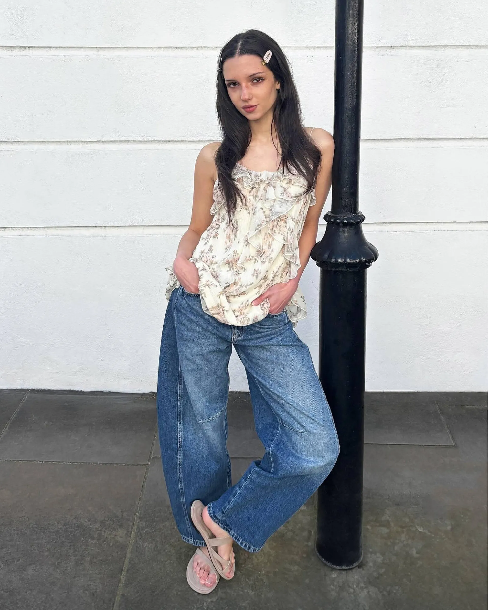 Catálogo de Catálogo Pull & Bear 1 de abril al 30 de abril 2025 - Pagina 1