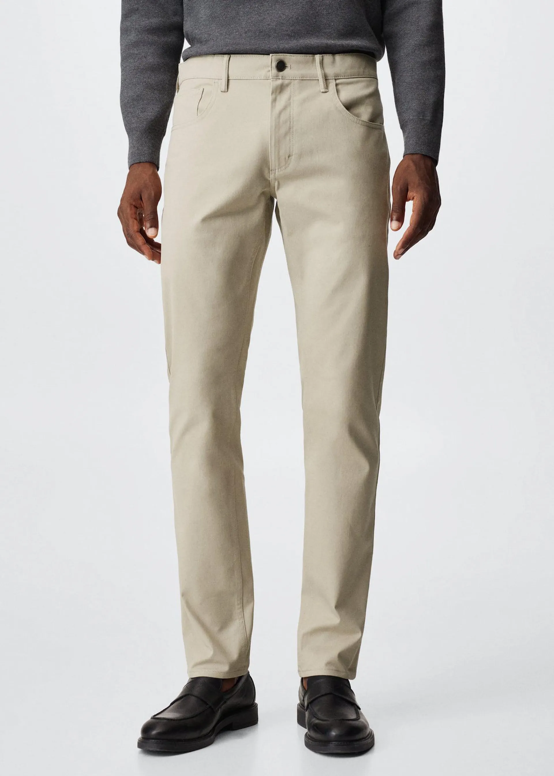 Pantalón tejanero slim fit sarga