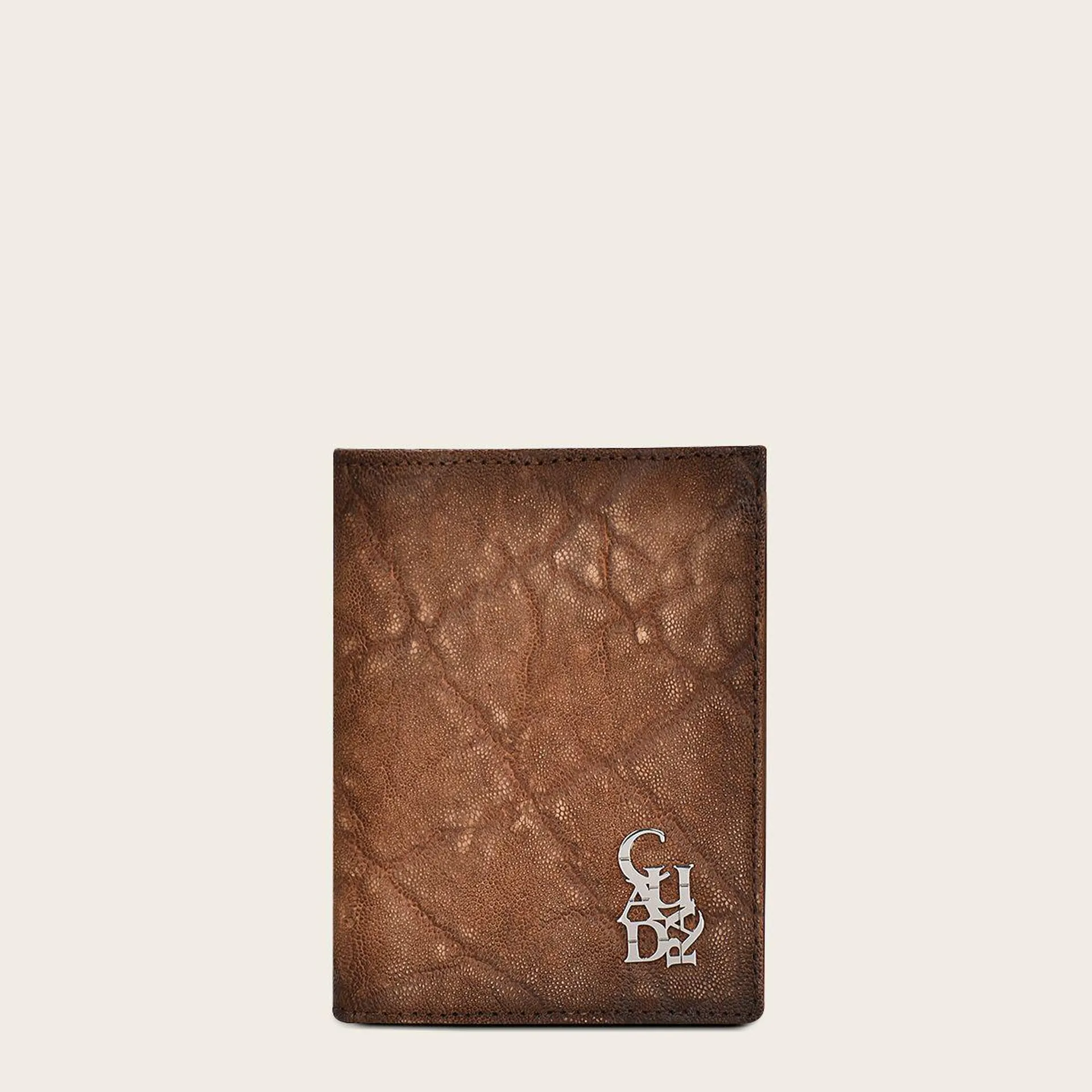 Billetera en piel de elefante.